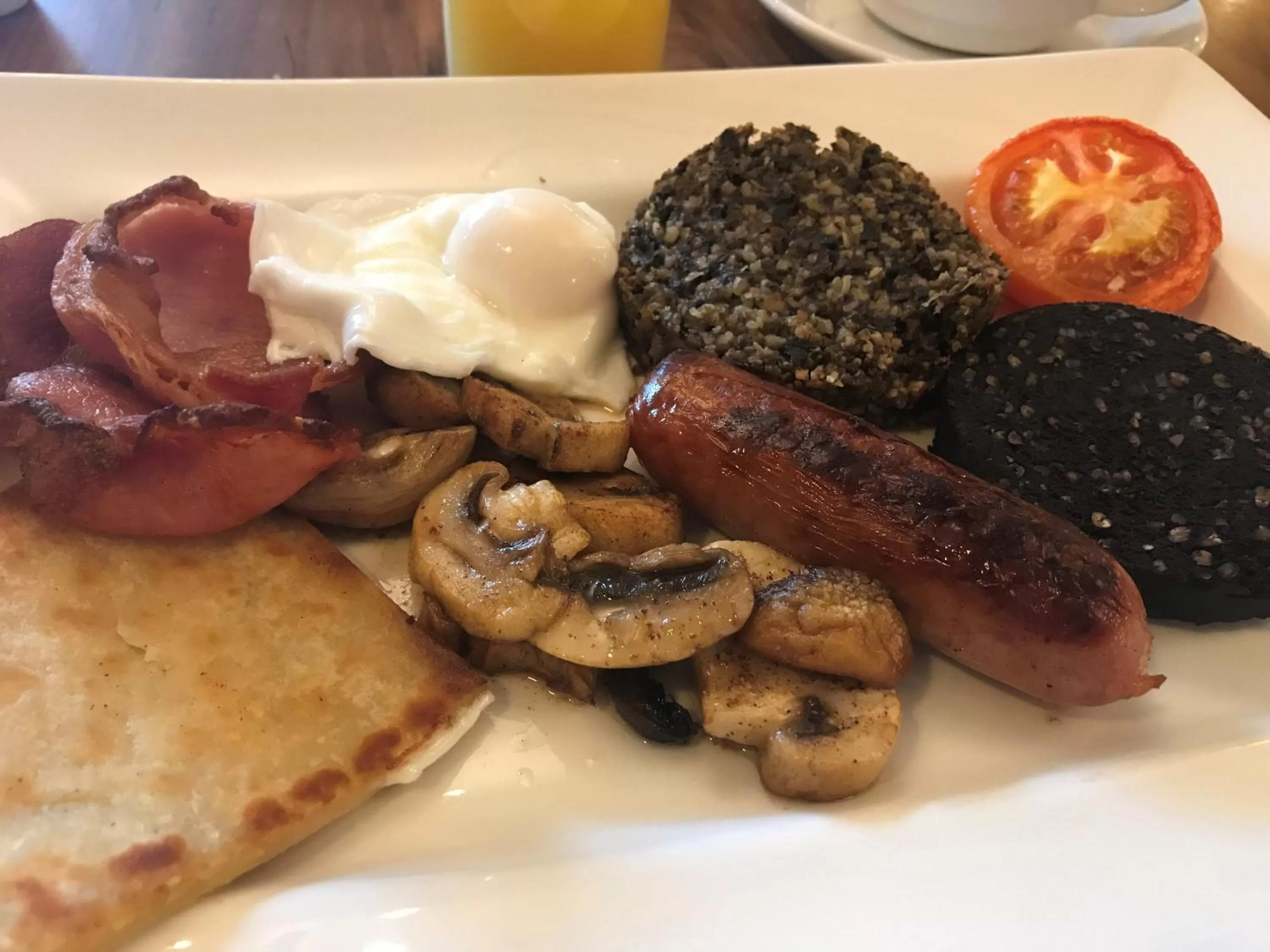 Breakfast in Selkirk Arms Hotel