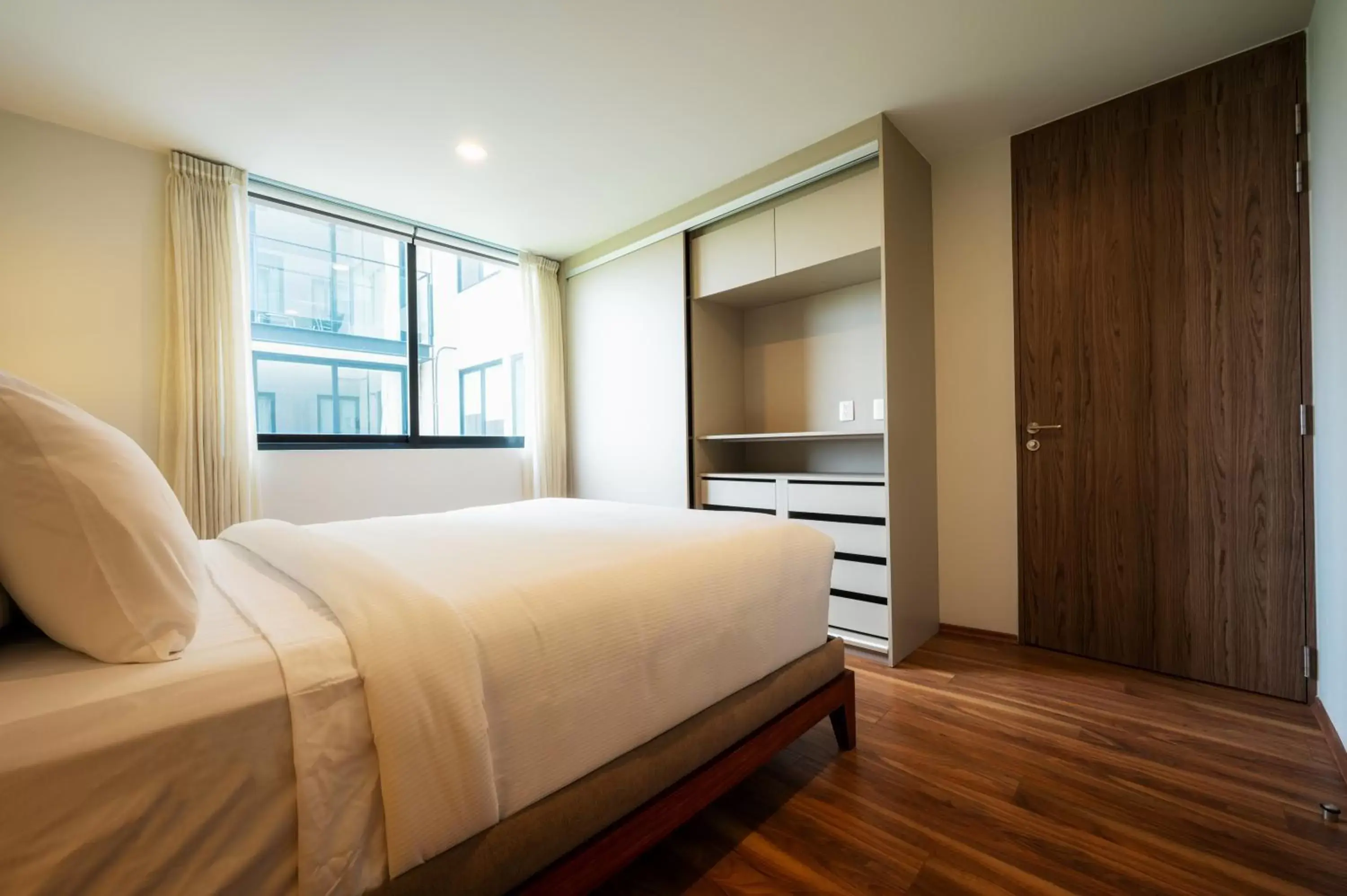 Bedroom, Bed in Capitalia - Apartments - CÉFIRO CINCO