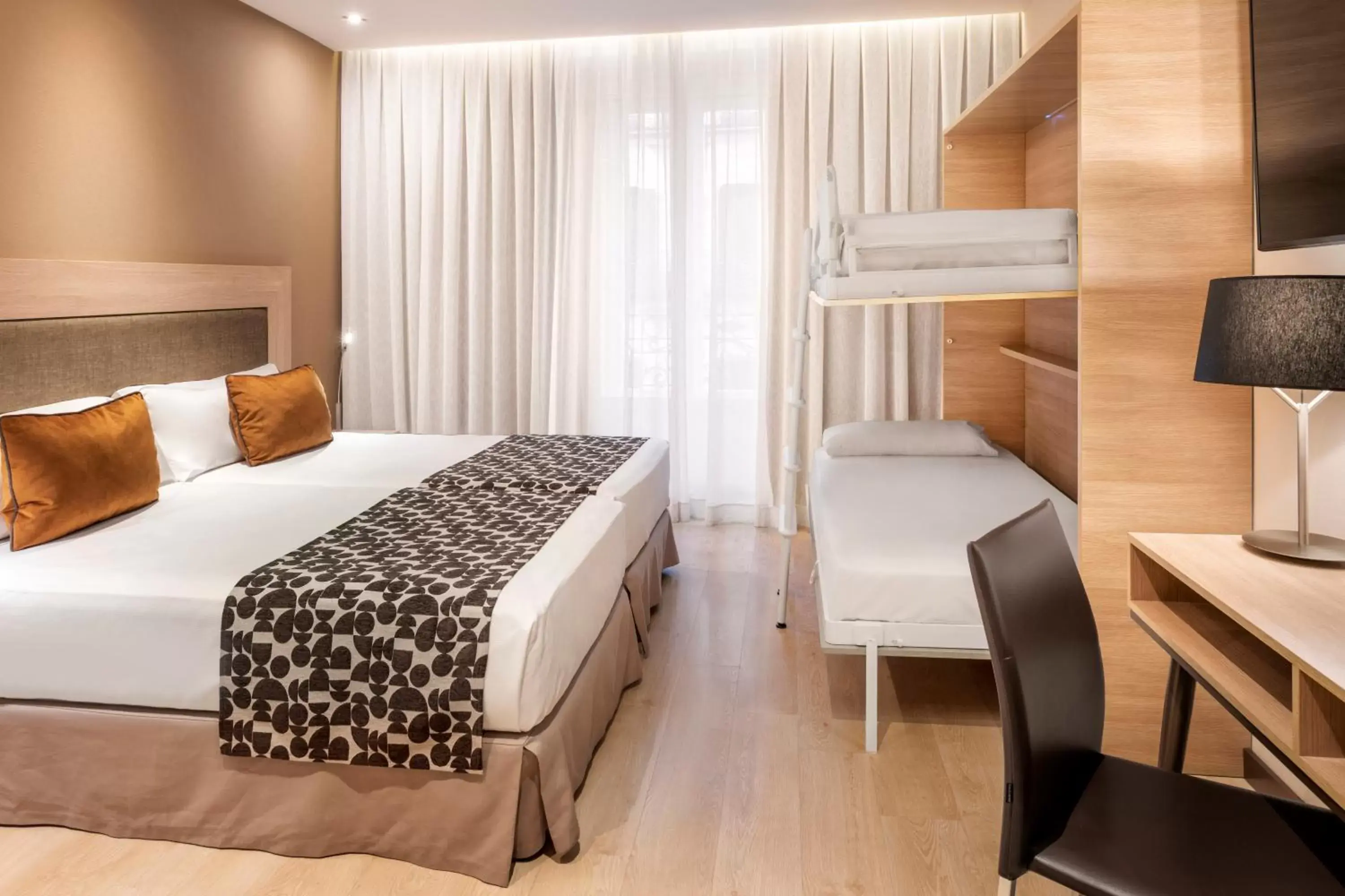 Family Room (2 Adults + 2 Children) in Catalonia Plaza Mayor Family Room (2 Adults + 2 Children) in Catalonia Plaza Mayor