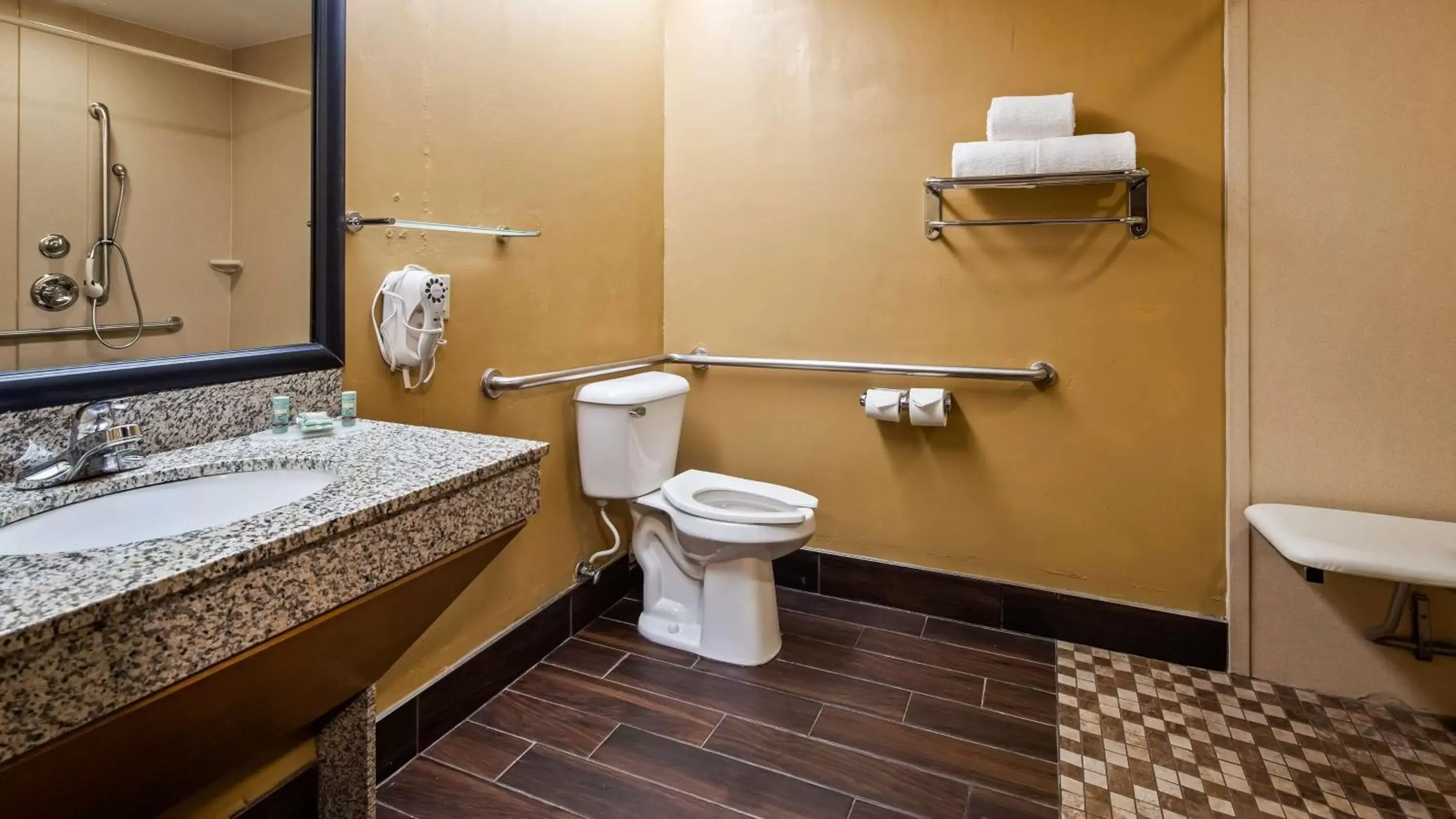 Bathroom in Best Western Classic Inn