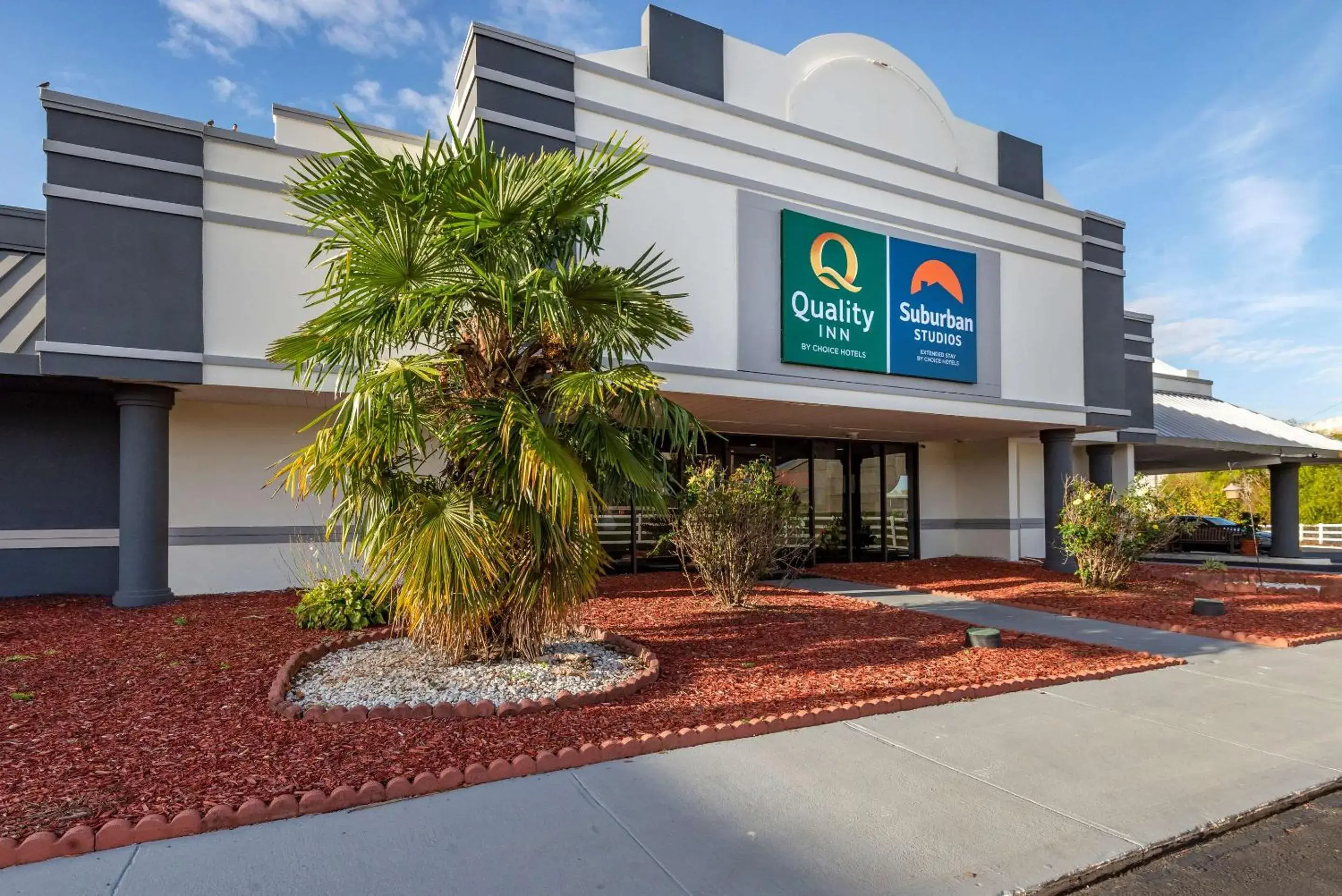 Property building in Quality Inn Rock Hill Northeast I-77 Property building in Quality Inn Rock Hill Northeast I-77