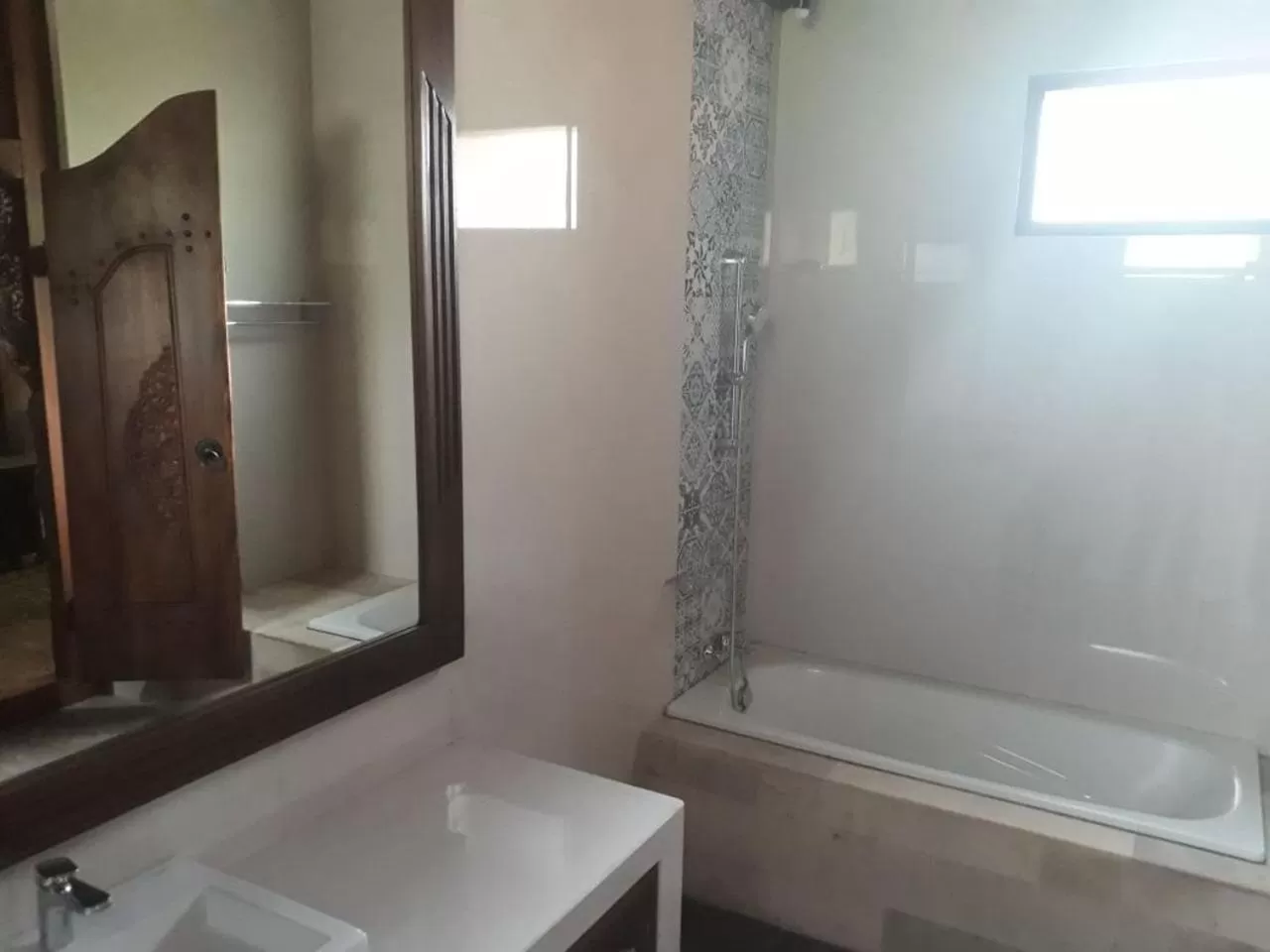 Bathroom in Shanti Natural Panorama View Hotel