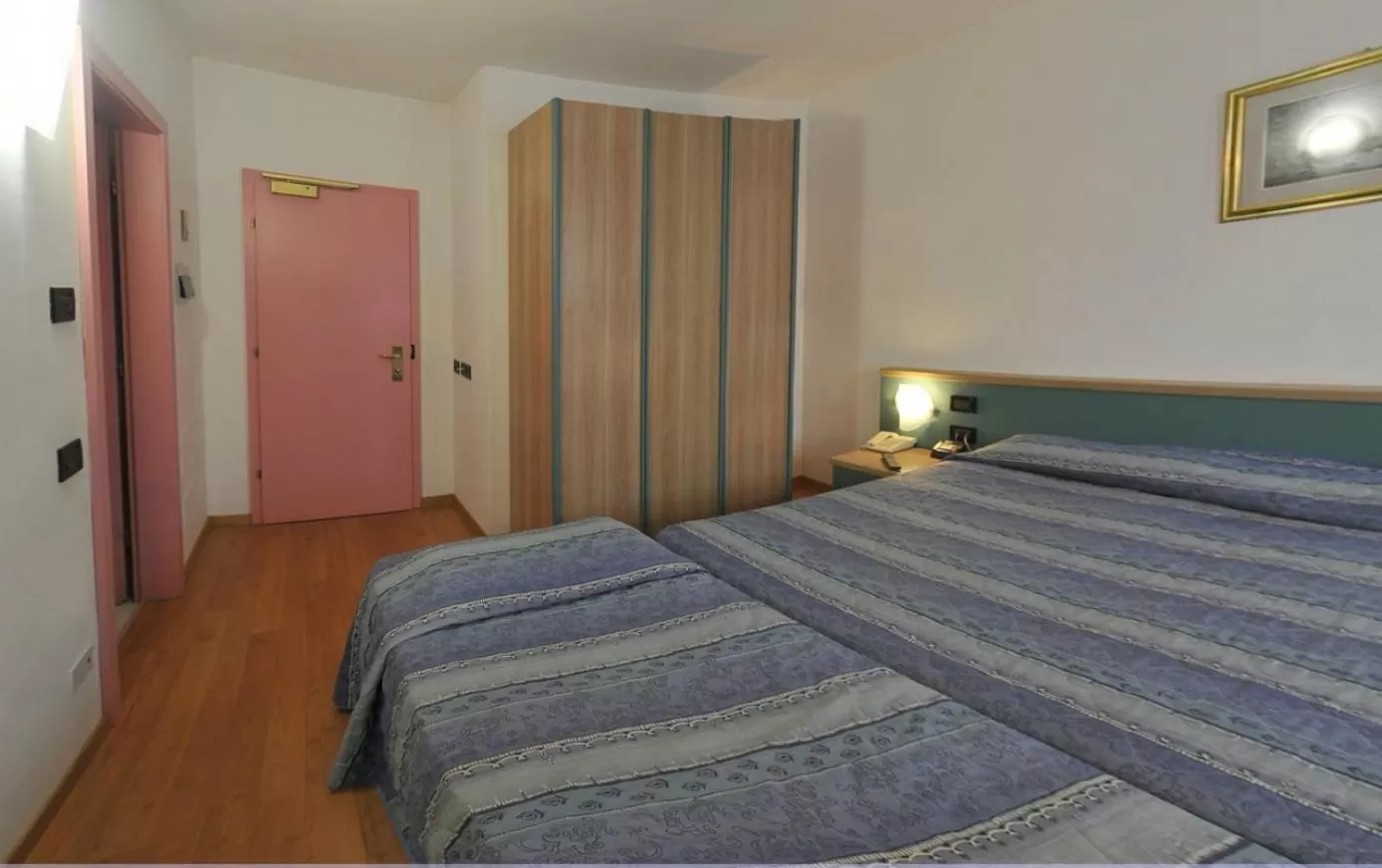 Photo of the whole room, Bed in Hotel Vela