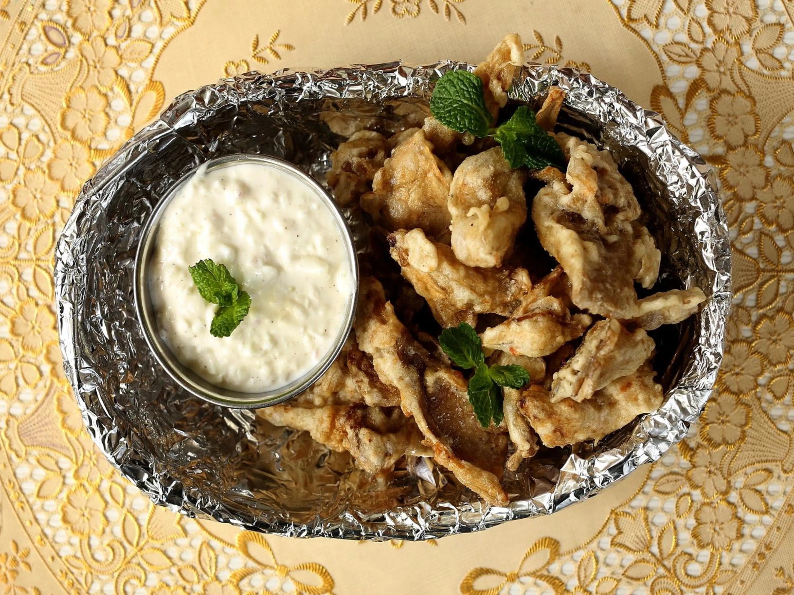 Meals in Hotel Pleasure Home