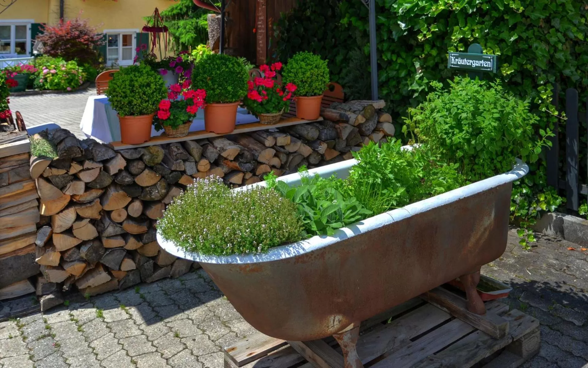 Patio in Boutique Hotel POST ANDECHS