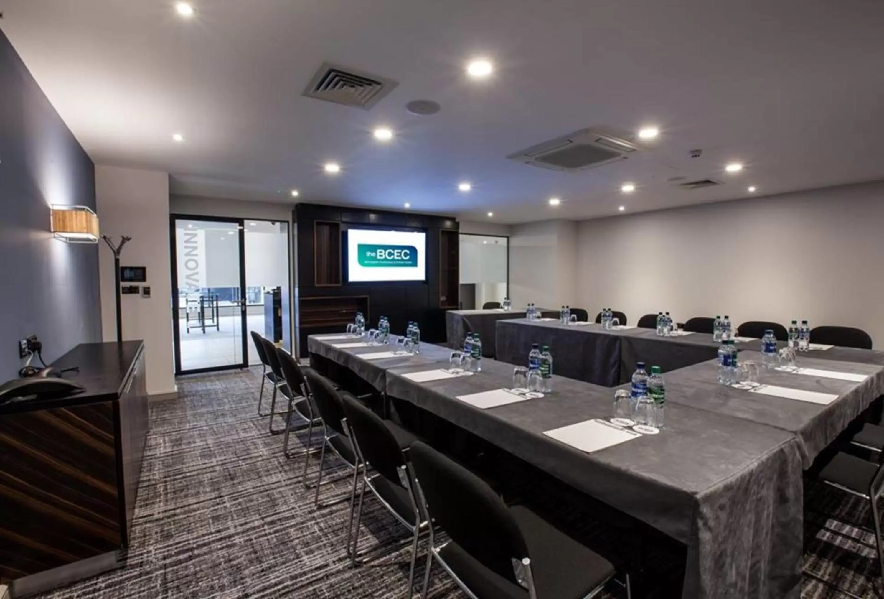 Meeting/conference room in Holiday Inn Birmingham City, an IHG Hotel