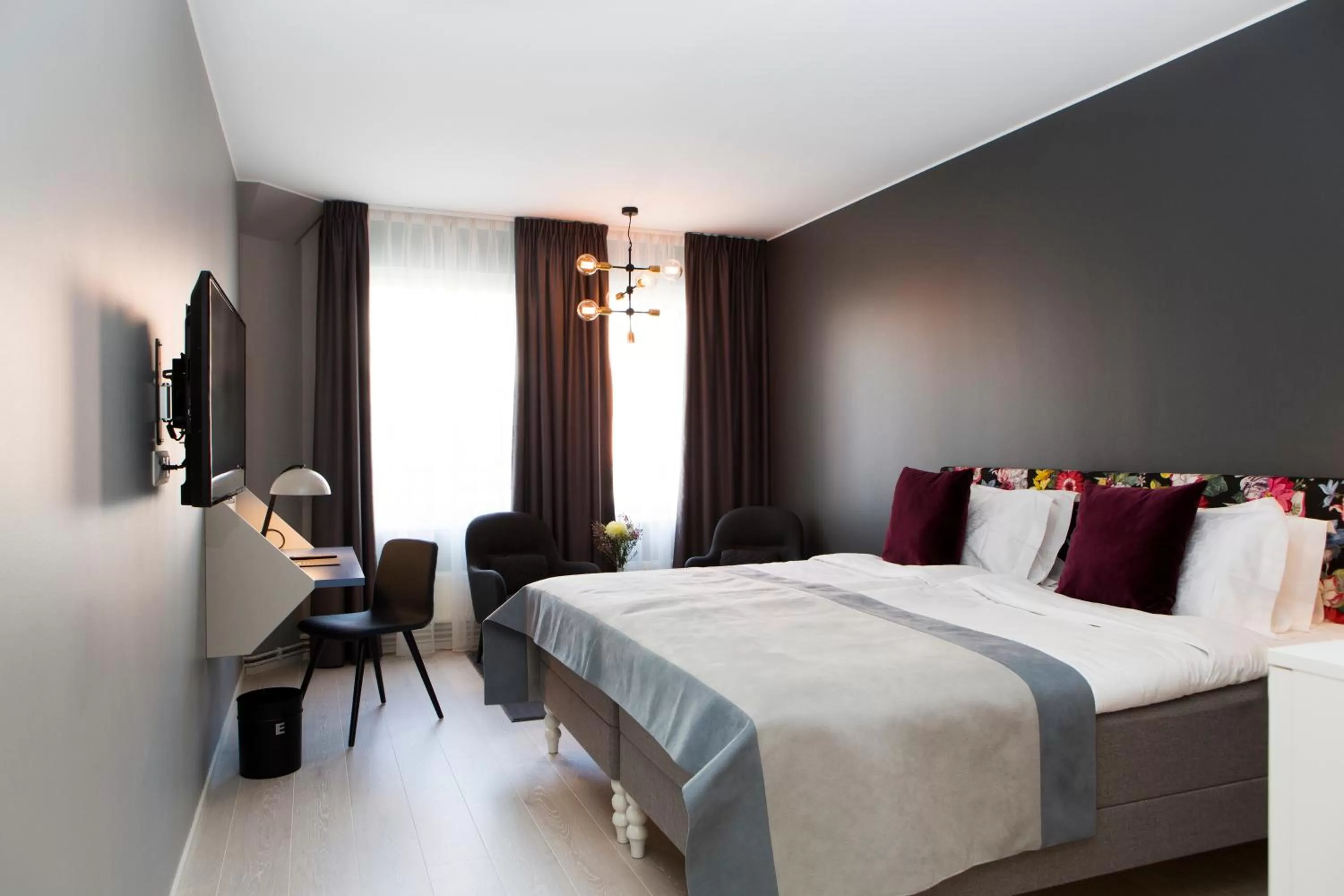 Bed in Elite Palace Hotel & Spa