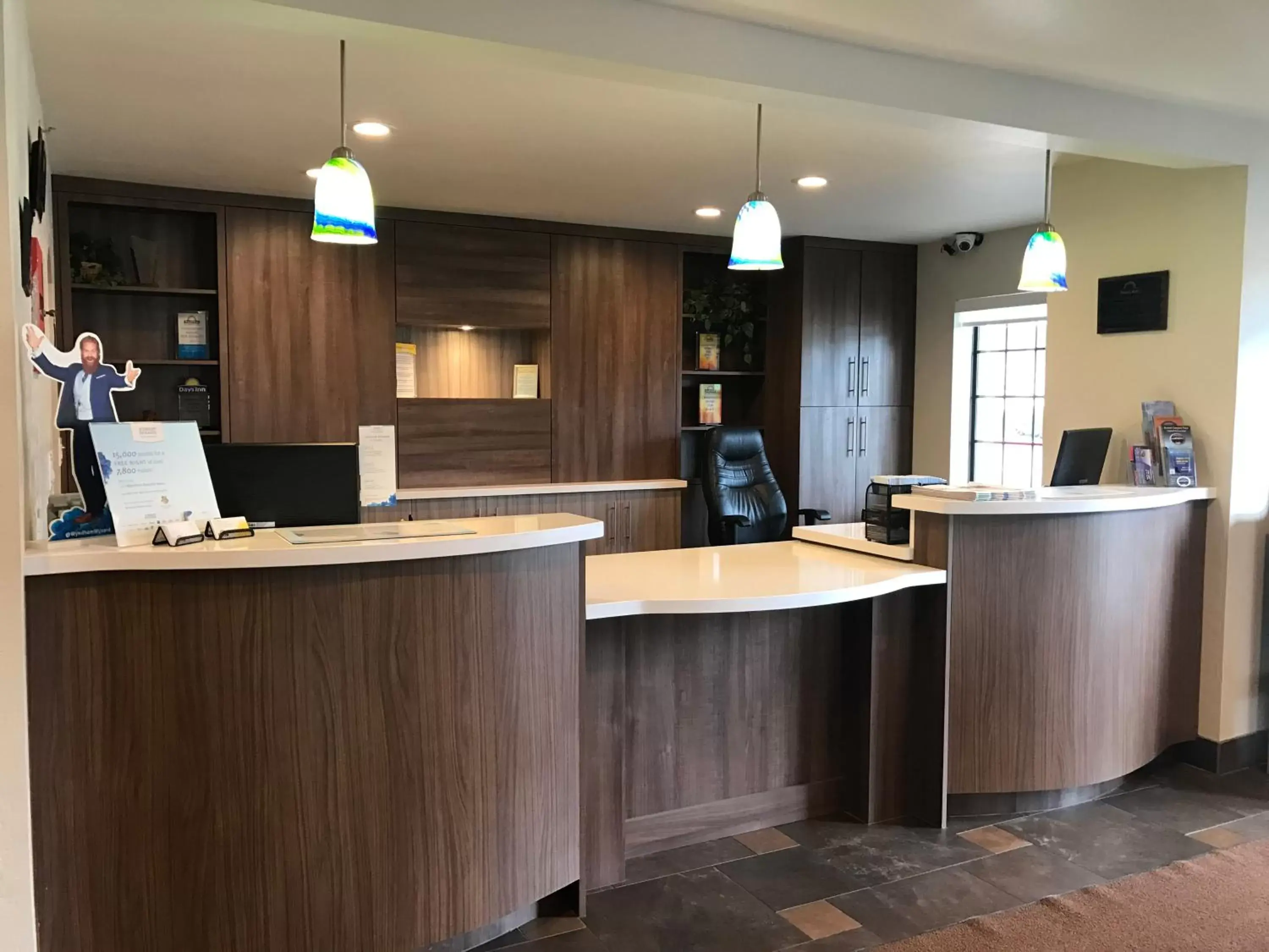 Lobby or reception, Lobby/Reception in Days Inn & Suites by Wyndham East Flagstaff