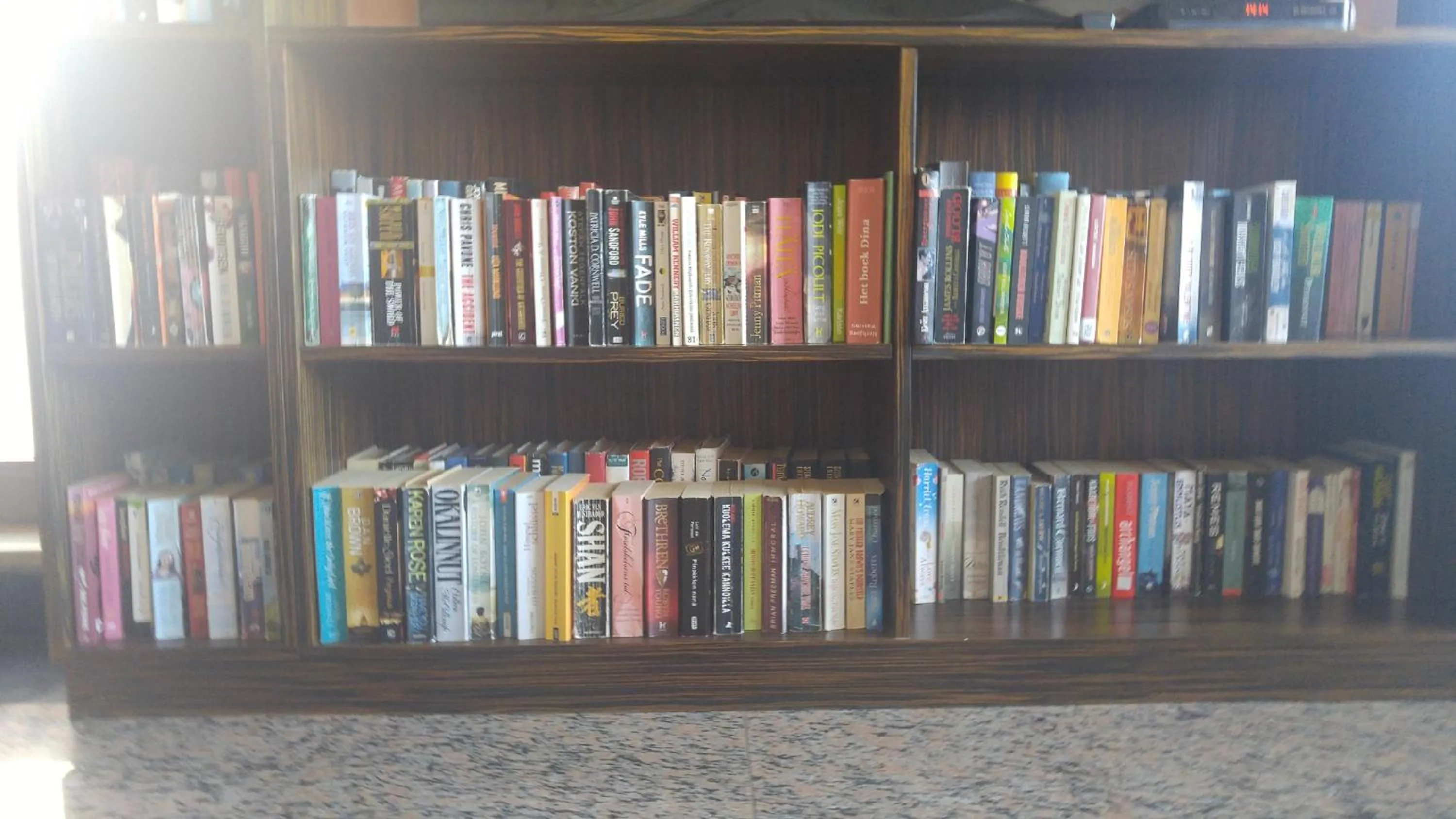 Library in Örsmaris Boutique Hotel