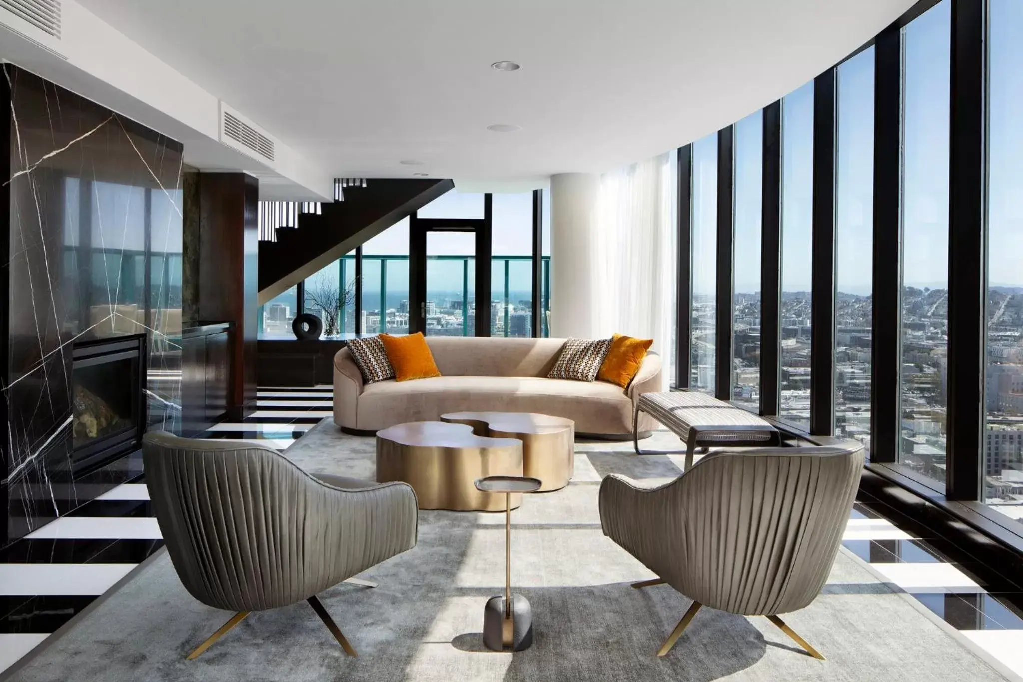 Photo of the whole room, Seating Area in InterContinental San Francisco, an IHG Hotel