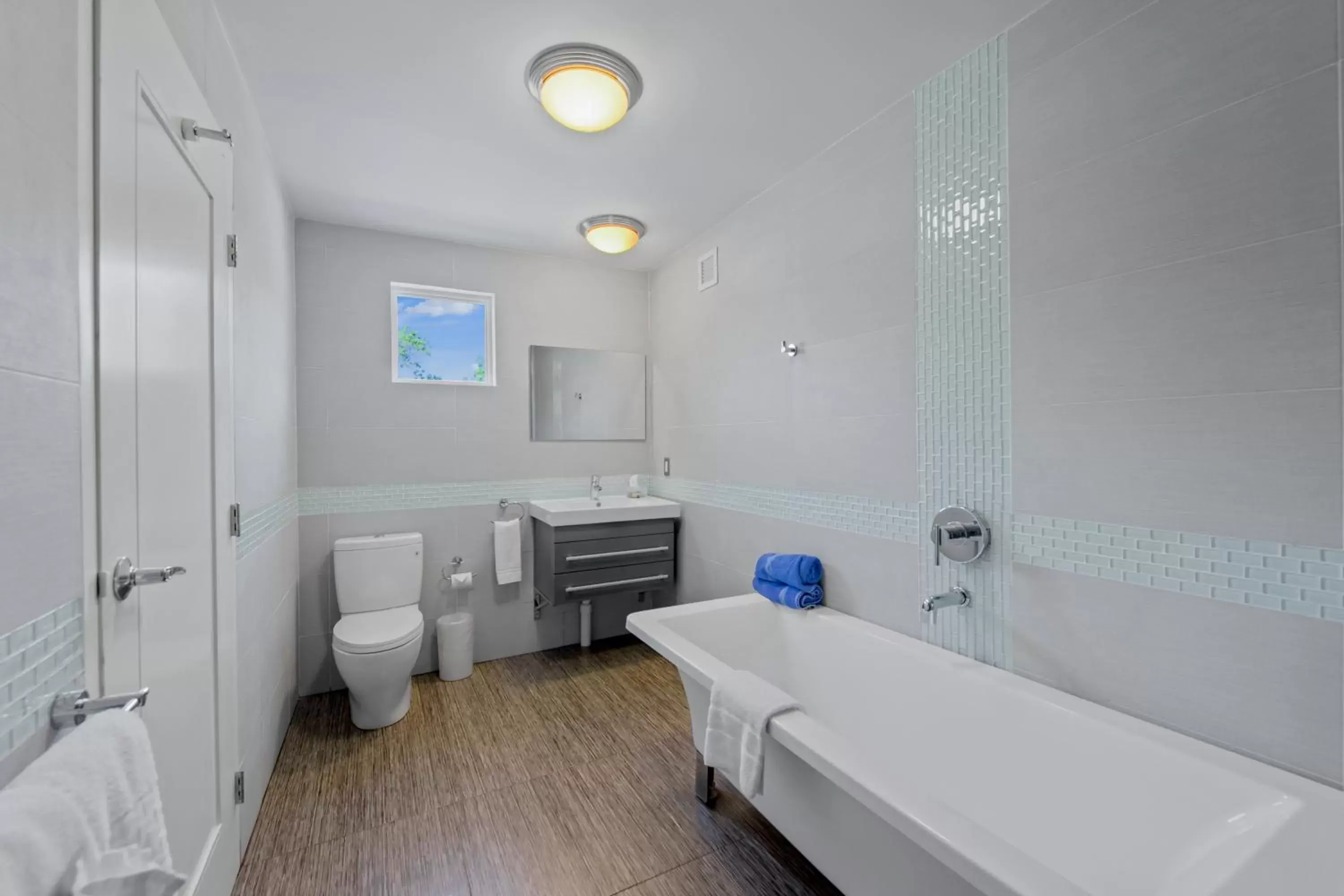 Bathroom in Casey Key Resorts - Mainland