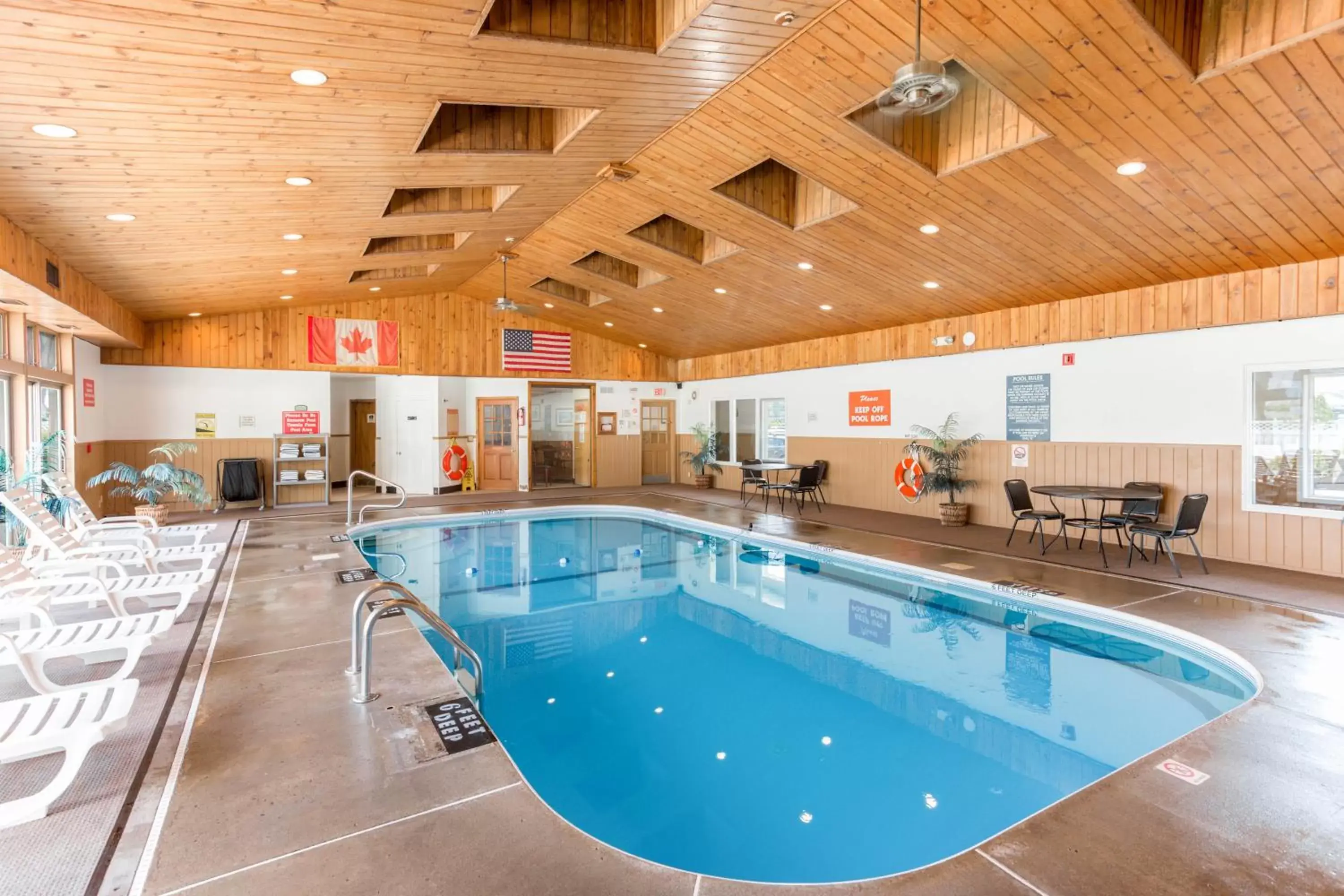 Swimming Pool in Quality Inn & Suites Plattsburgh