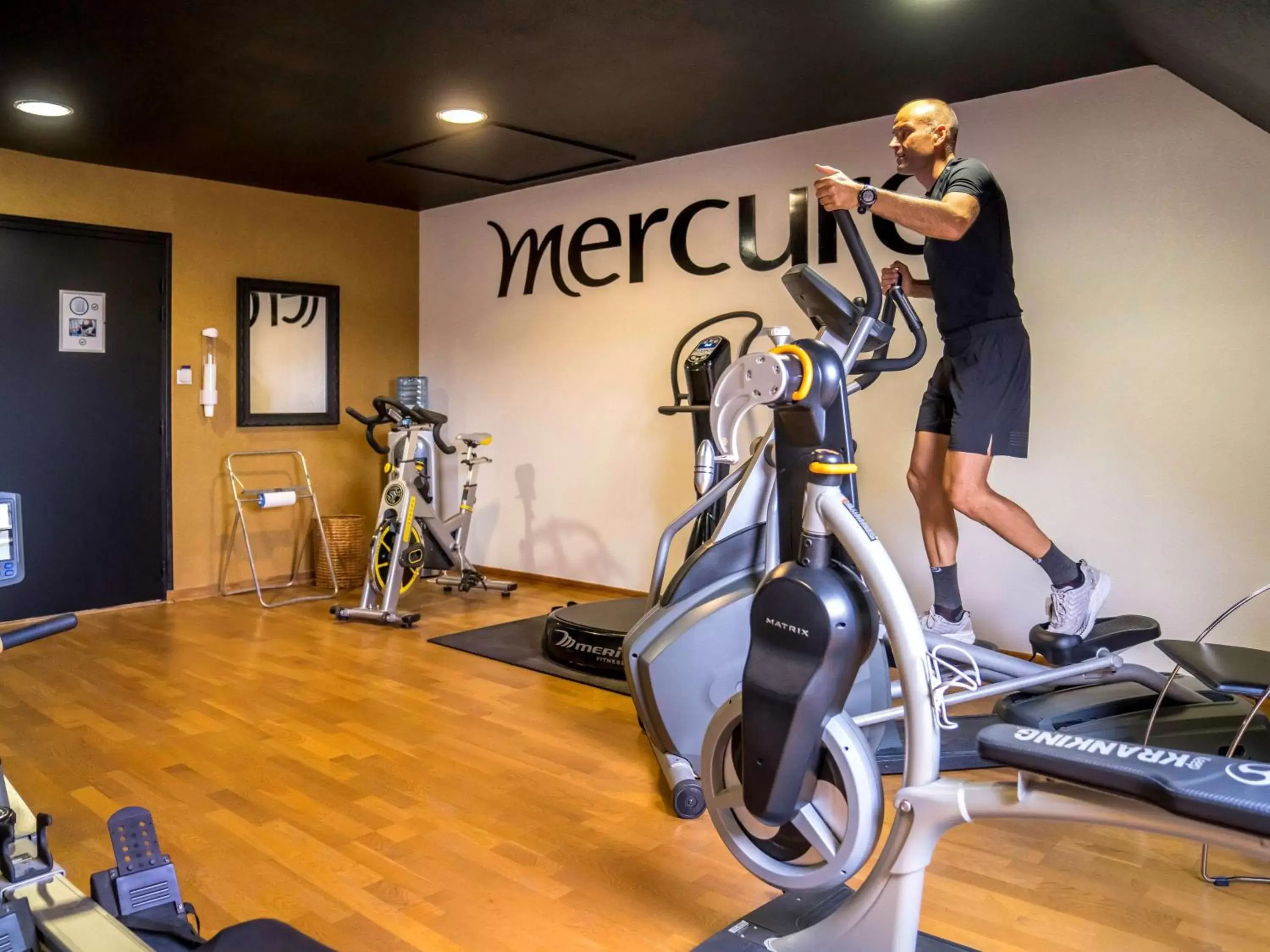 Fitness centre/facilities in Mercure Bords de Loire Saumur
