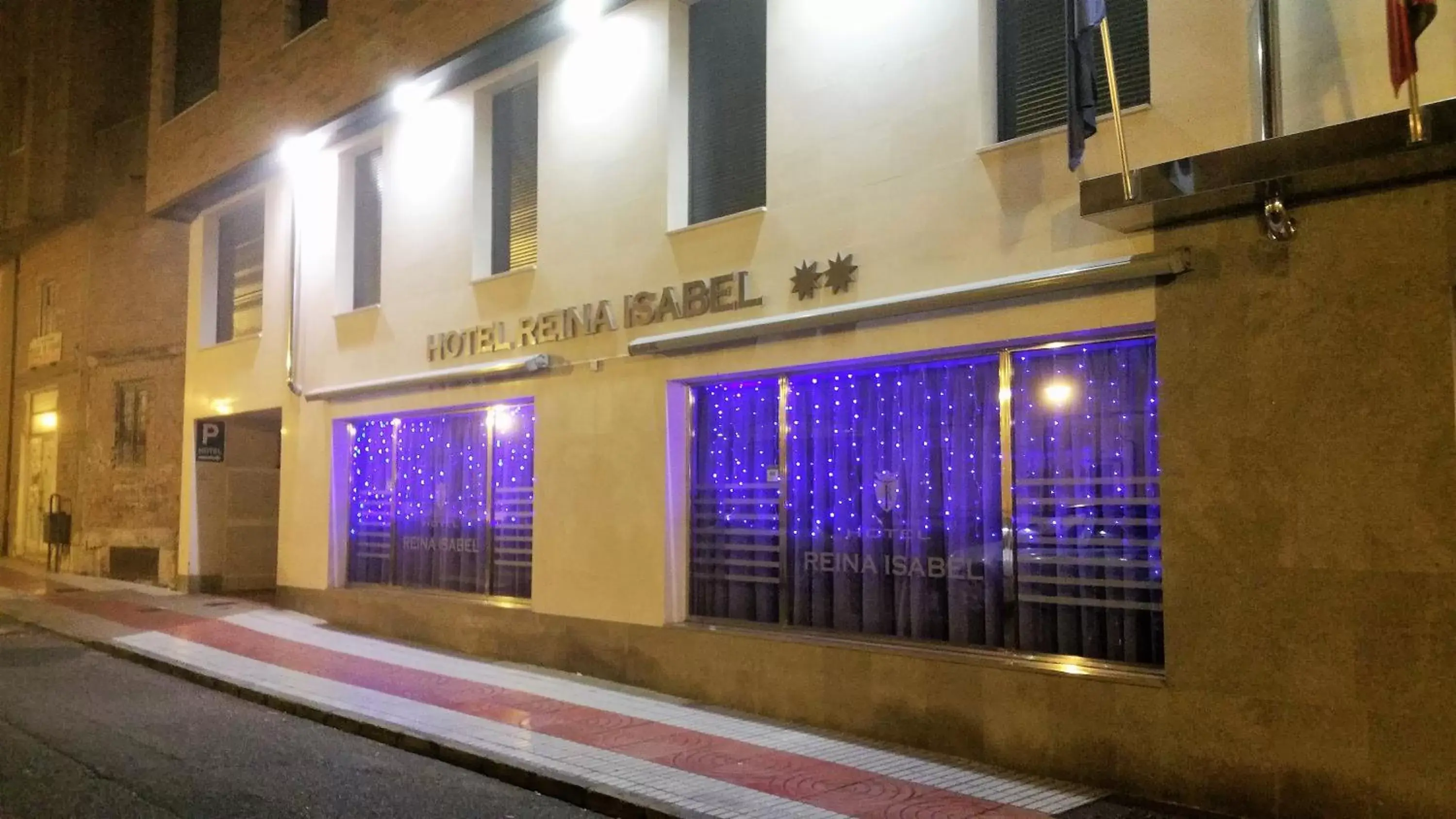 Property building in Hotel Reina Isabel