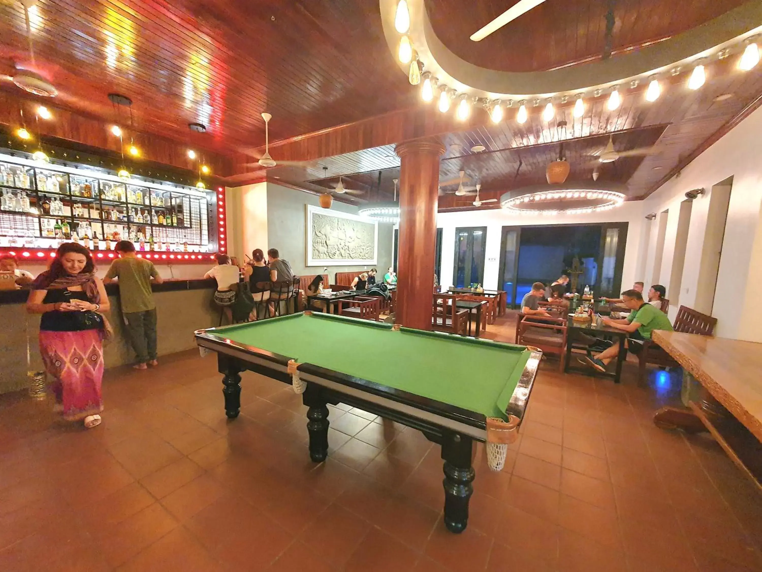 Restaurant/places to eat, Billiards in Long Night Siem Reap Hotel Restaurant/places to eat, Billiards in Long Night Siem Reap Hotel