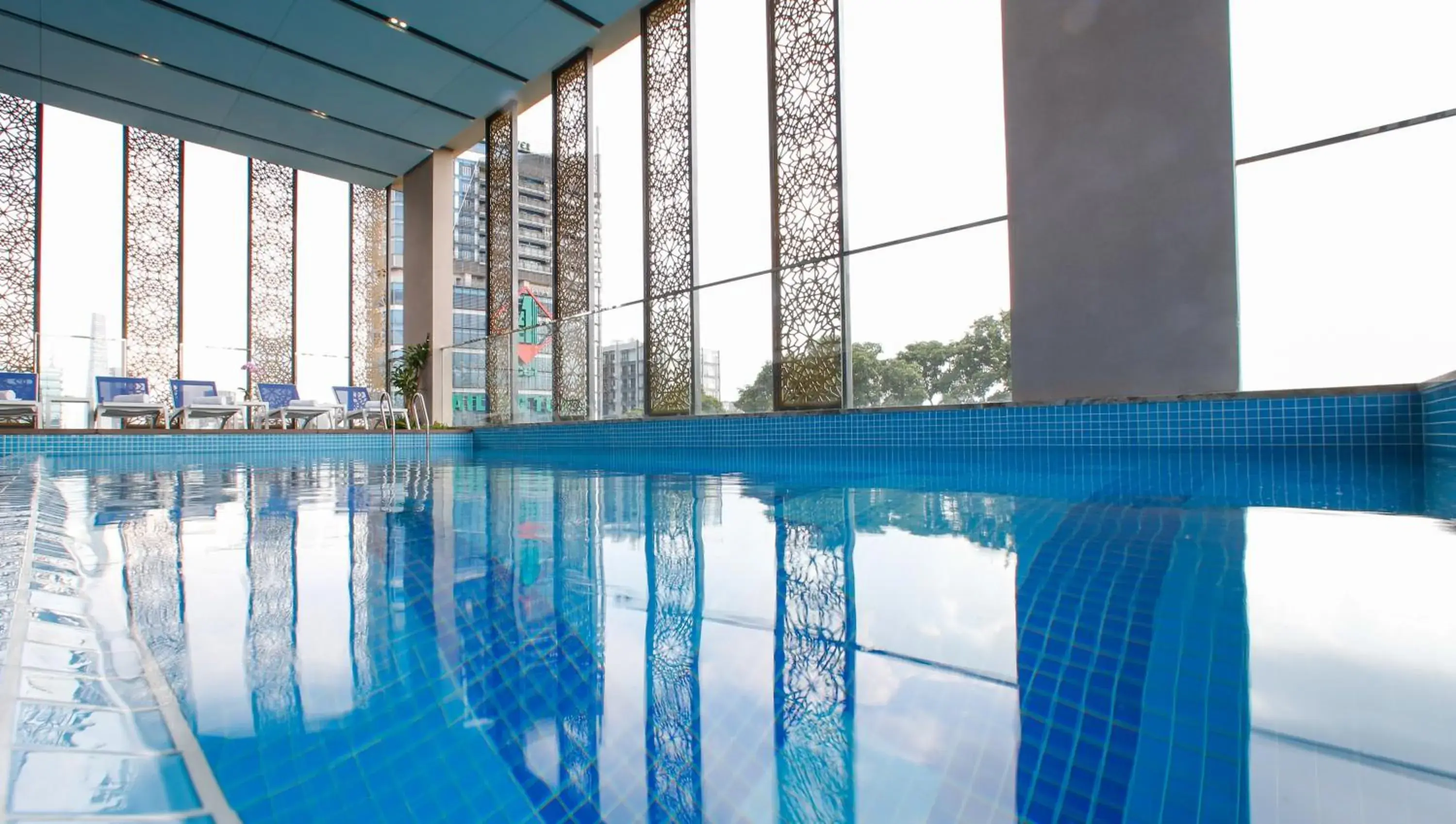 Swimming Pool in Orchids Saigon Hotel