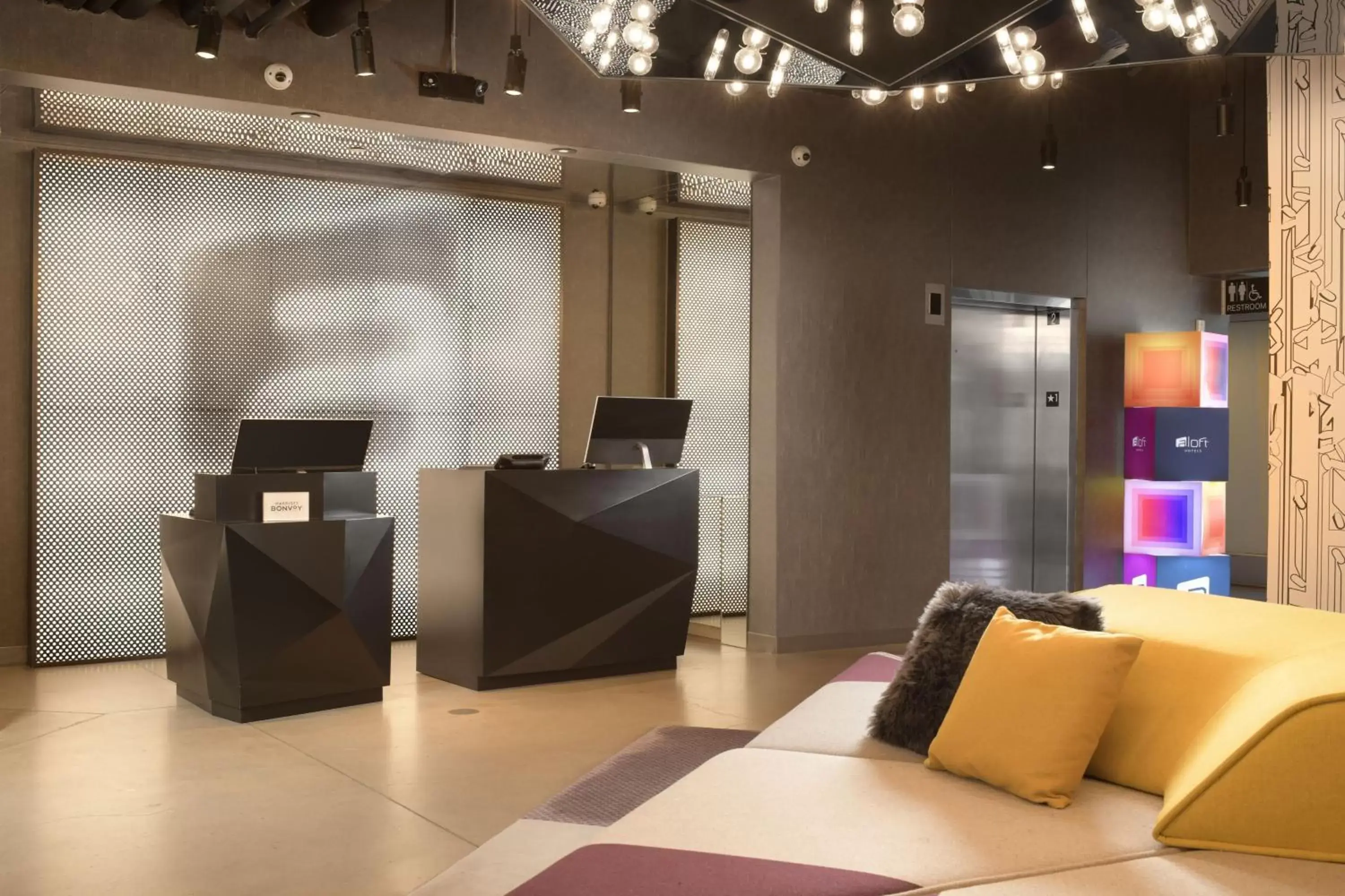 Lobby or reception, Seating Area in Aloft Lubbock