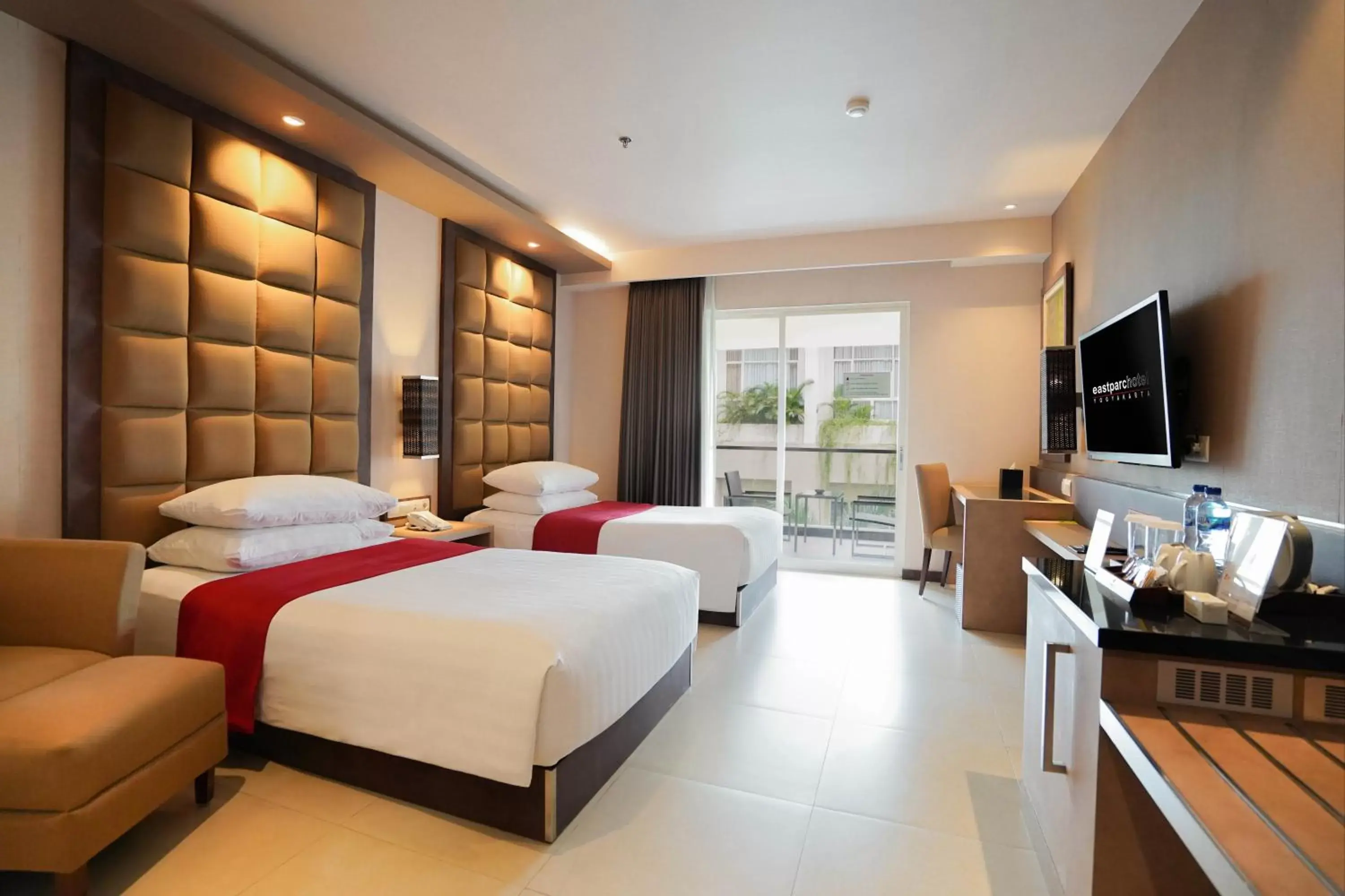 Bedroom in Eastparc Hotel Yogyakarta