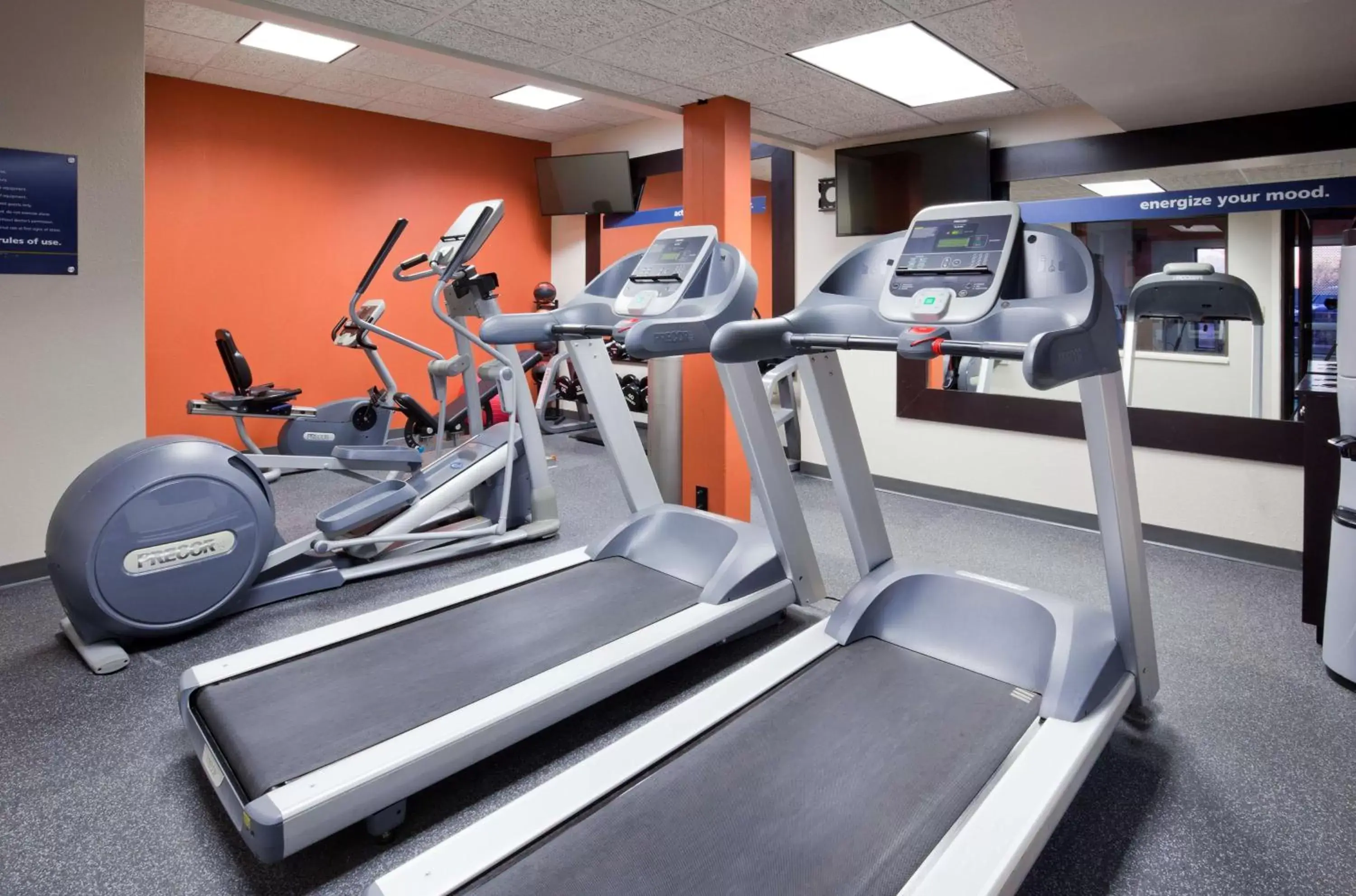 Fitness centre/facilities, Fitness Center/Facilities in Hampton Inn Minneapolis Northwest Maple Grove