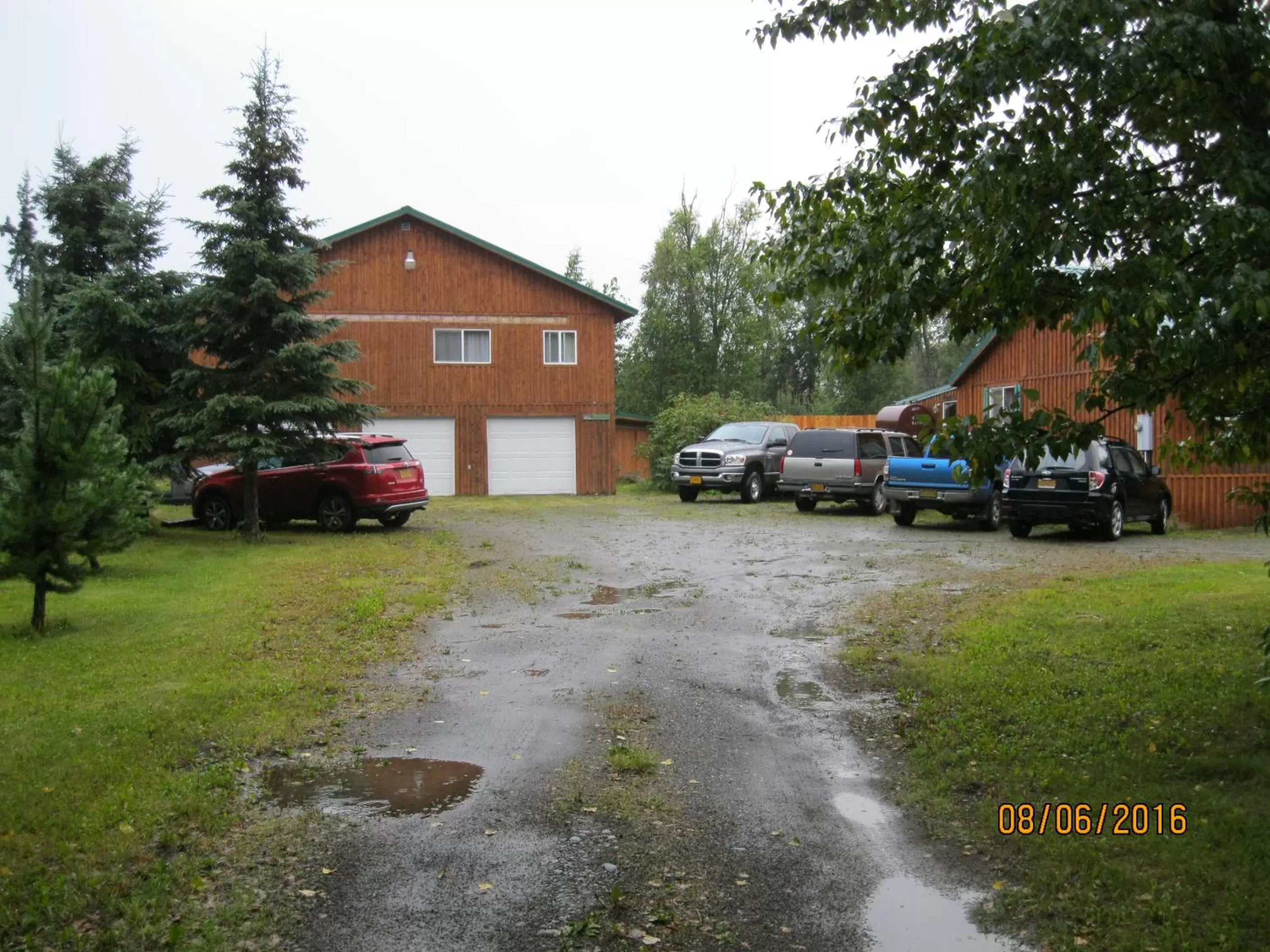 Property Building in Whispering Winds Retreat B&B