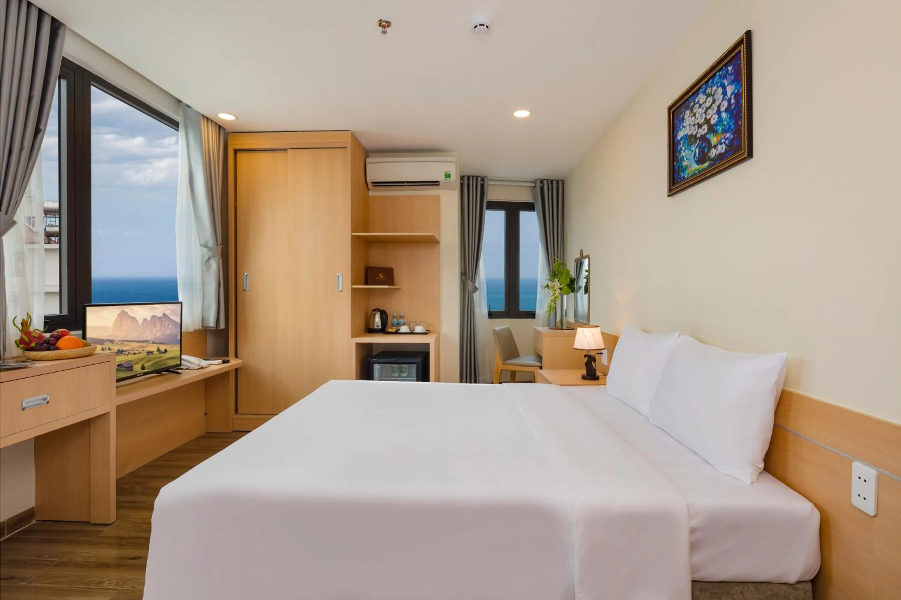 Photo of the whole room, Bed in The Swan Nha Trang Hotel