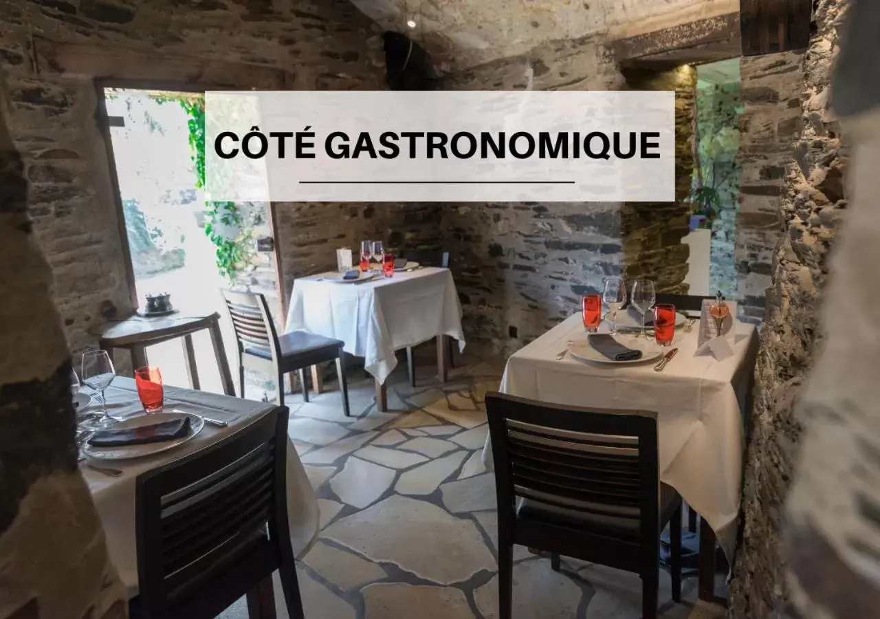 Restaurant/Places to Eat in Logis Domaine du Moulin Cavier