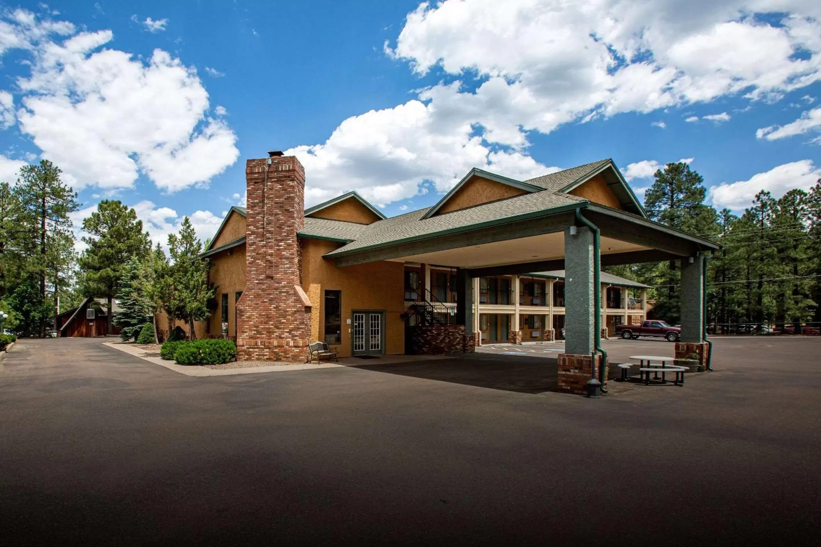 On site, Property Building in Quality Inn Pinetop Lakeside