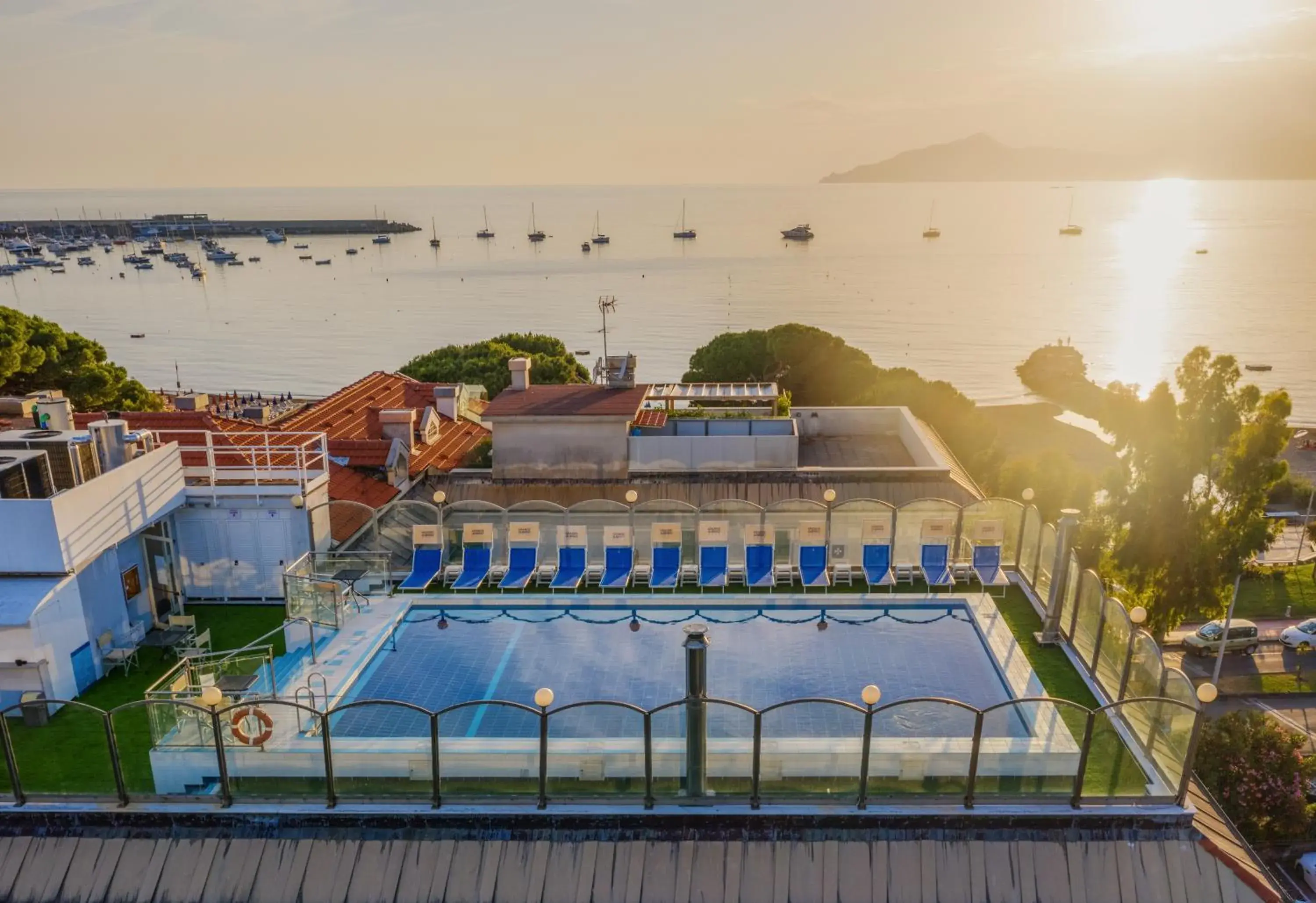 Swimming pool, Pool View in Grande Albergo