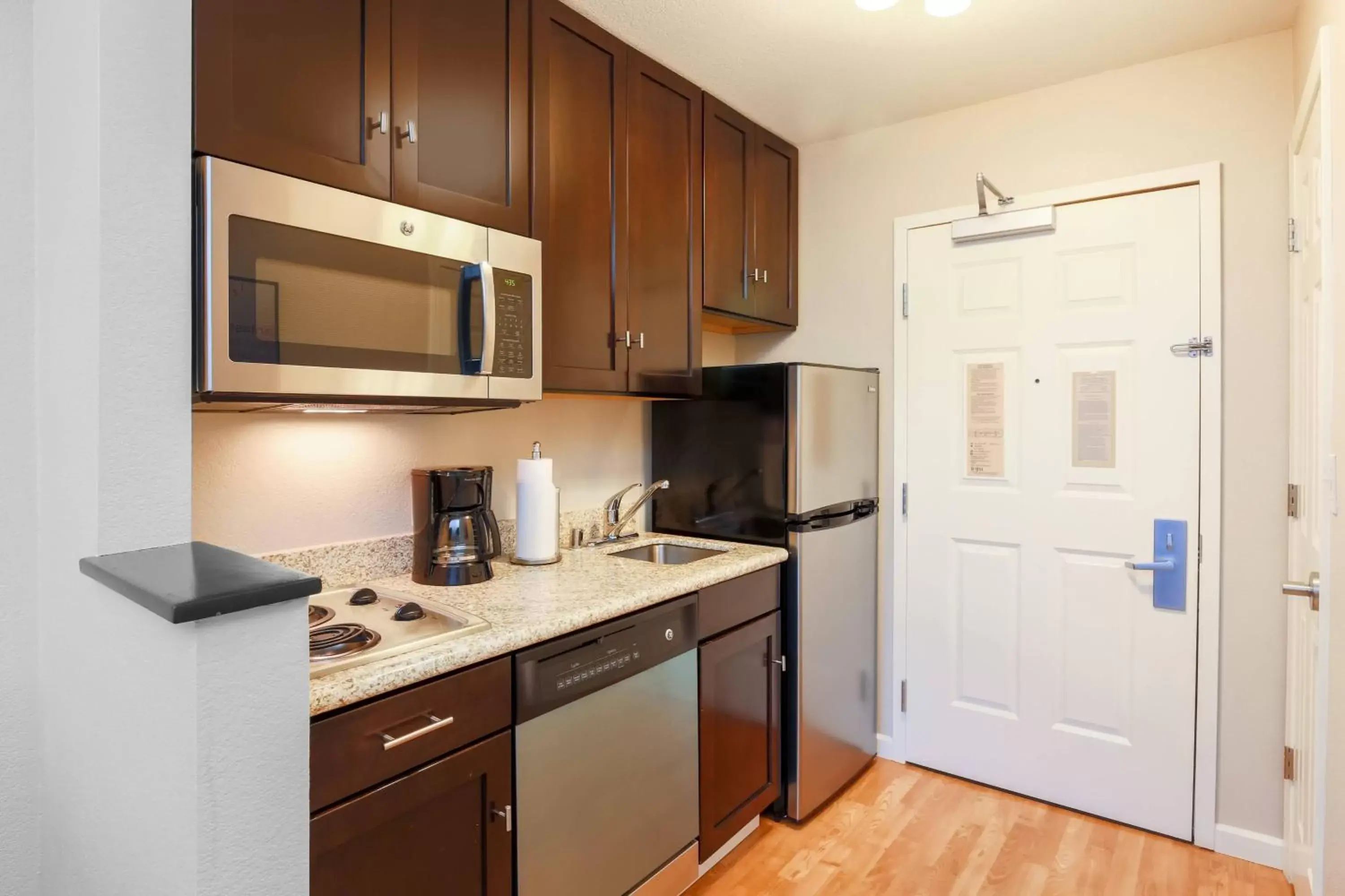 Kitchen or kitchenette, Kitchen/Kitchenette in TownePlace Suites El Centro