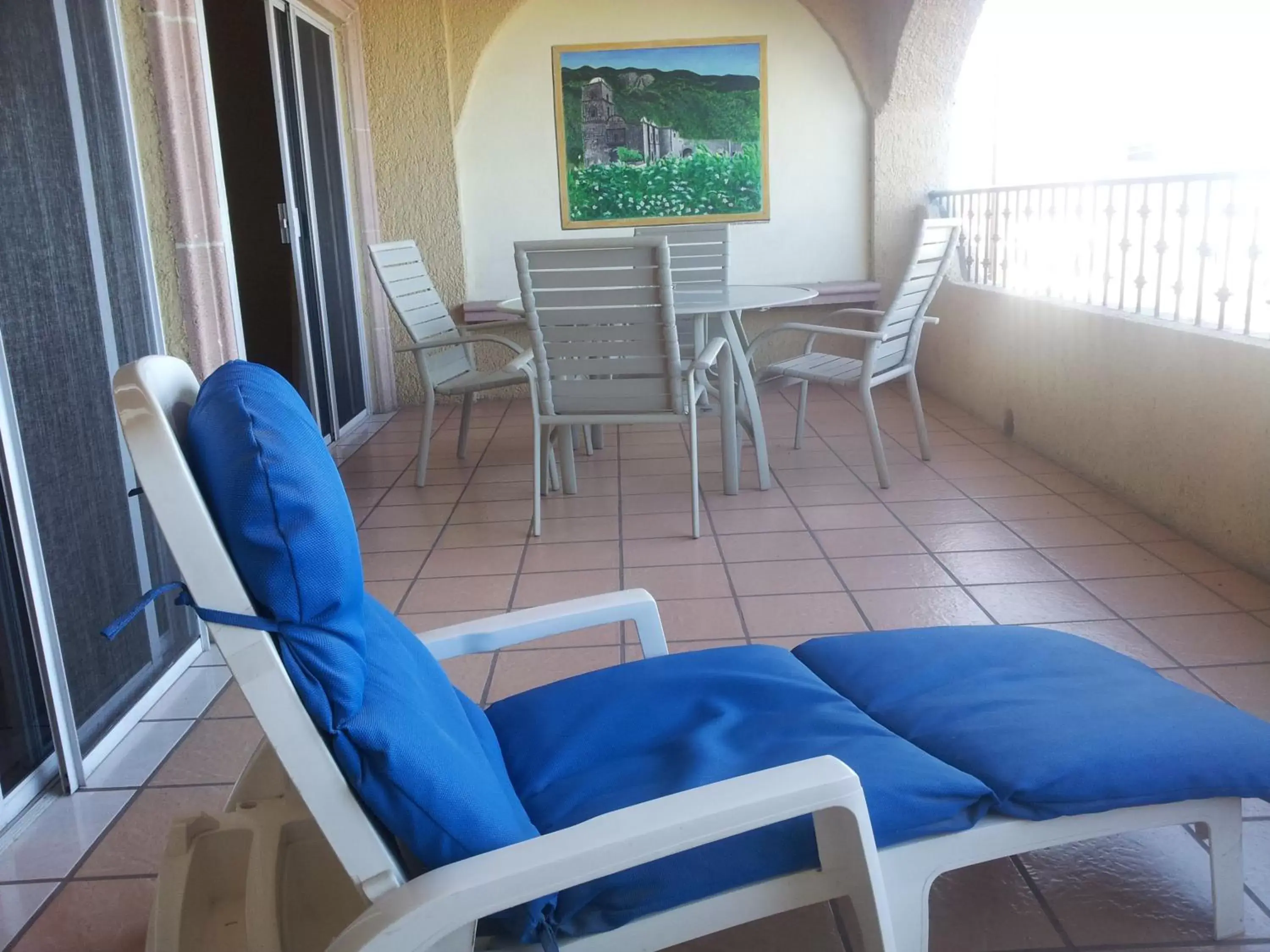 Balcony/Terrace, Seating Area in Las Gaviotas Condo-Hotel La Paz BCS