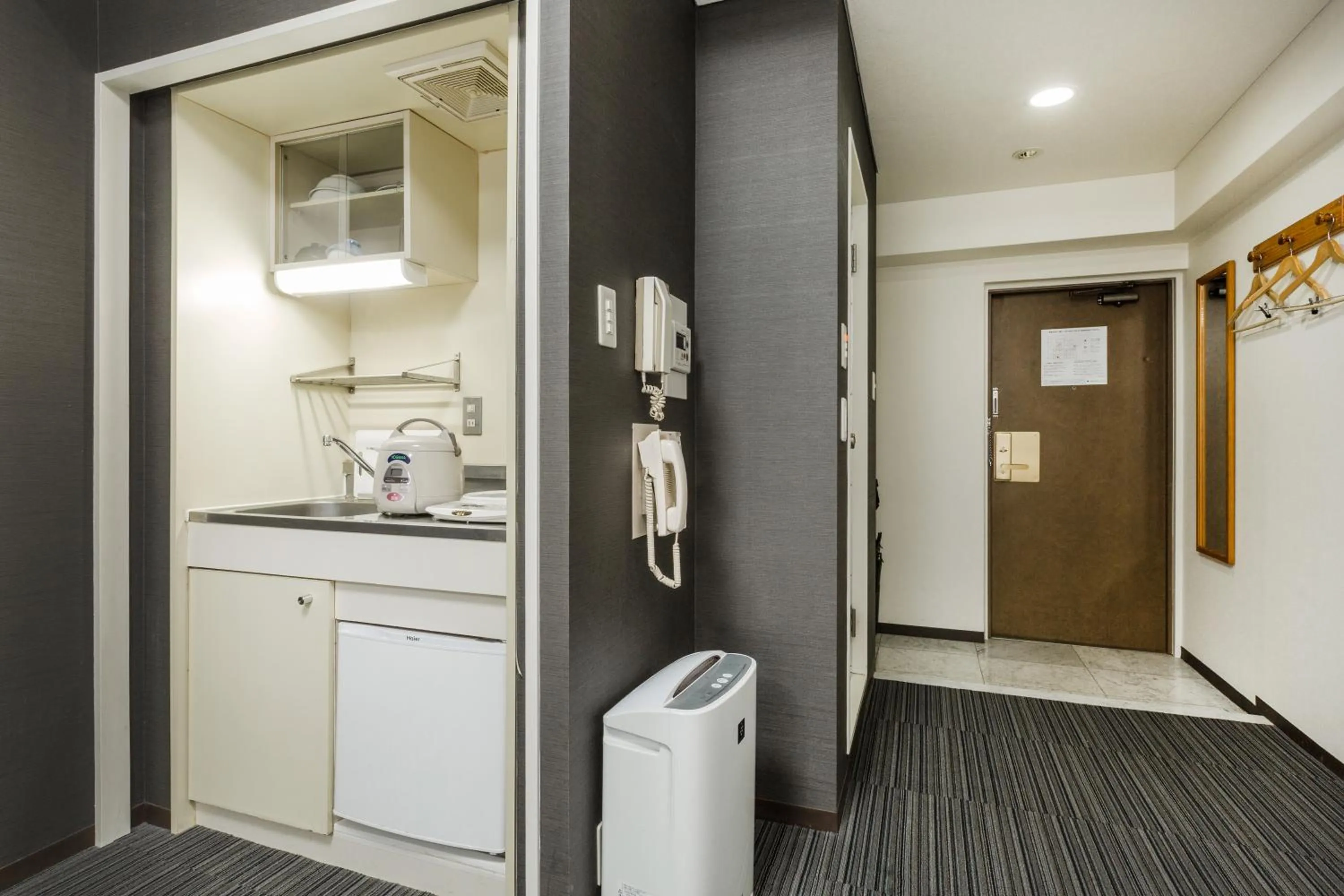 Kitchen or kitchenette in HOTEL MYSTAYS Otemae