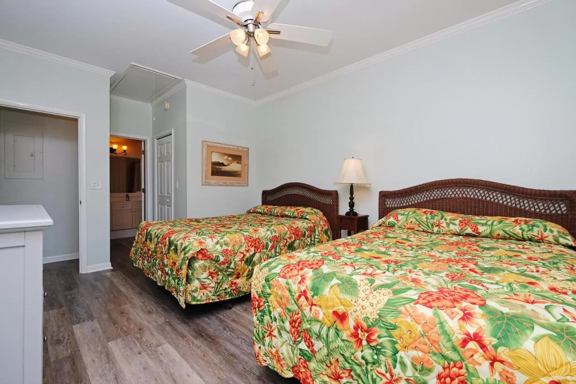 Bed in Litchfield Beach & Golf Resort