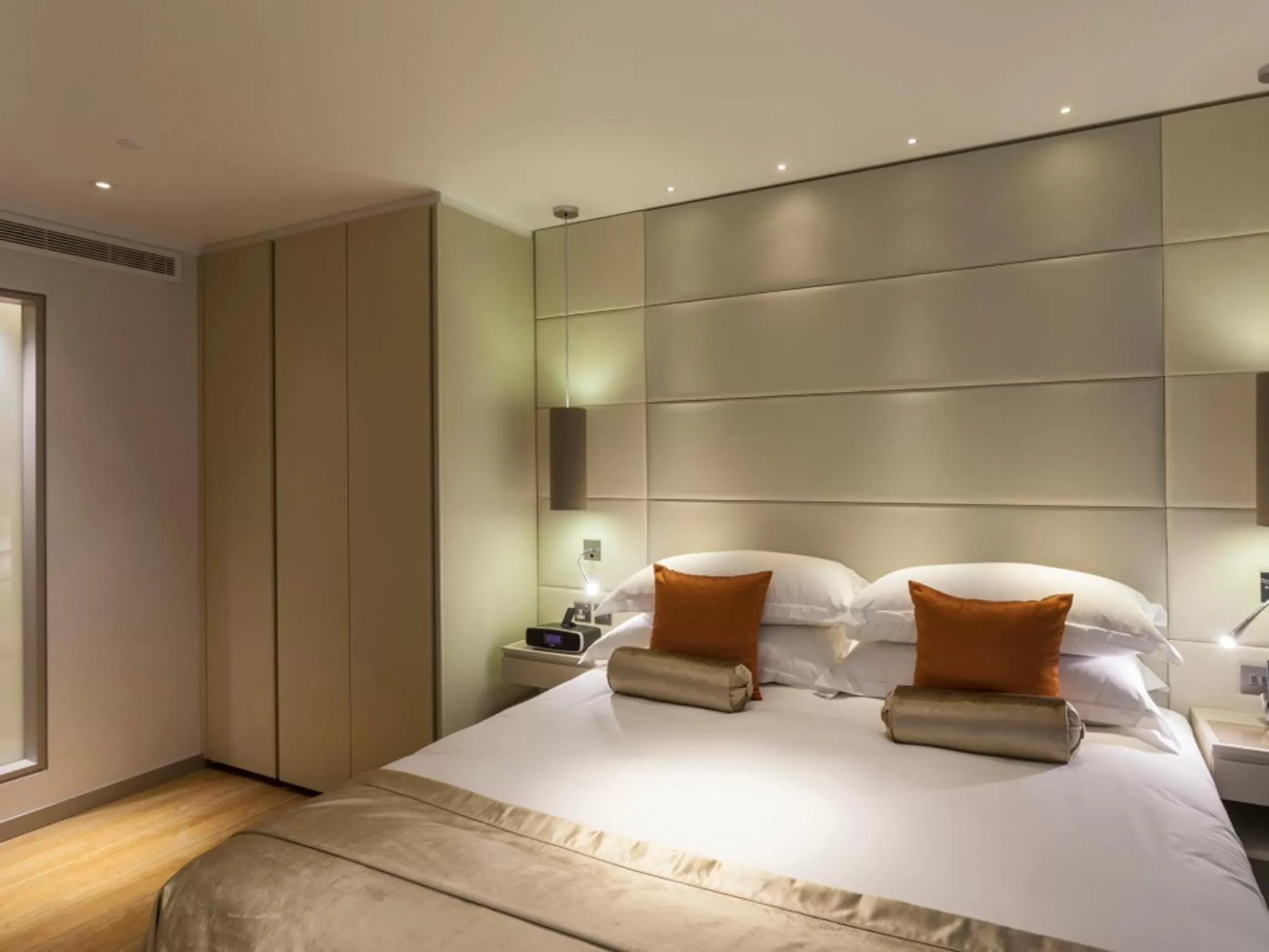 Bed in Cheval Three Quays at The Tower of London