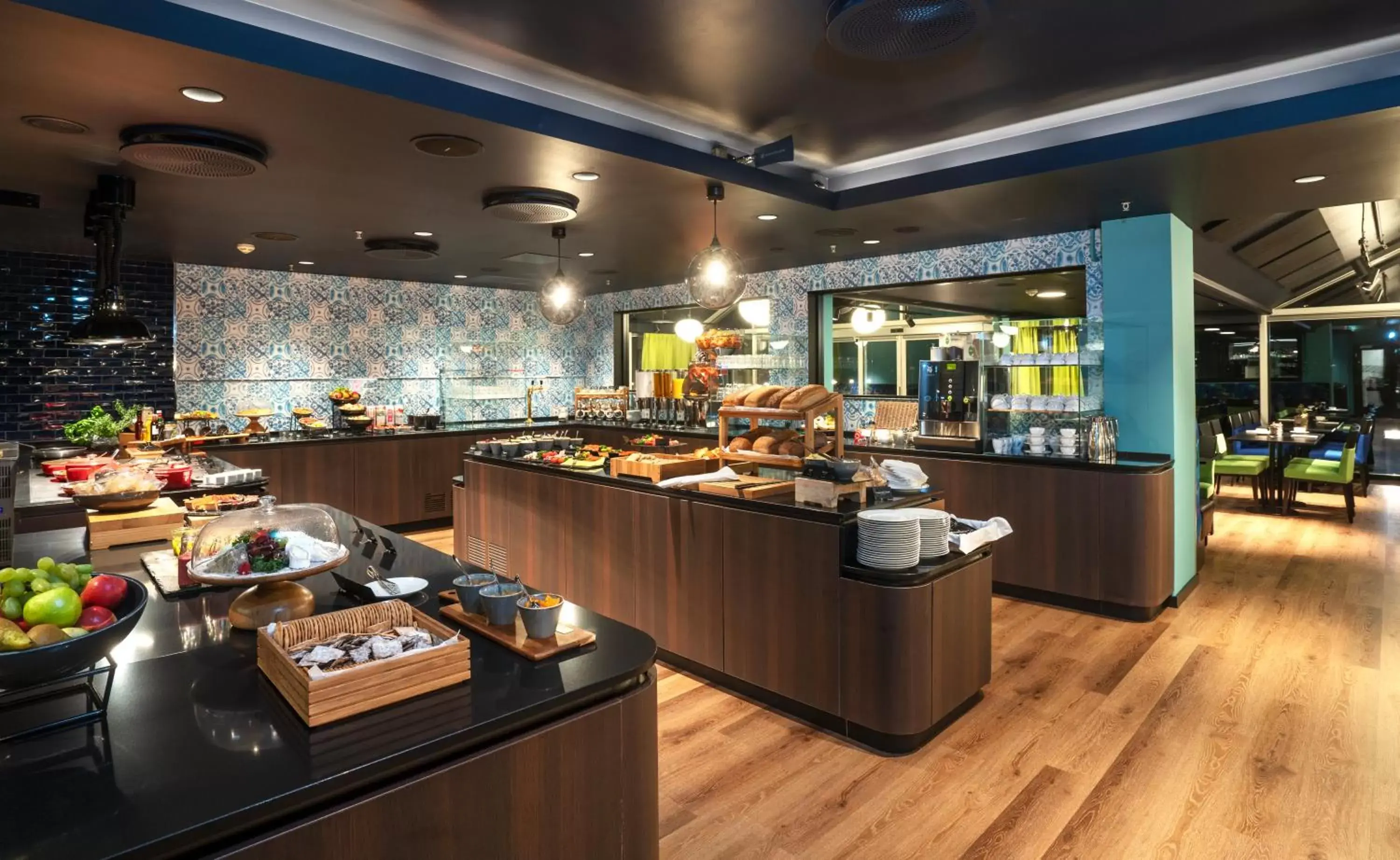 Buffet breakfast, Restaurant/Places to Eat in Thon Hotel Kristiansund