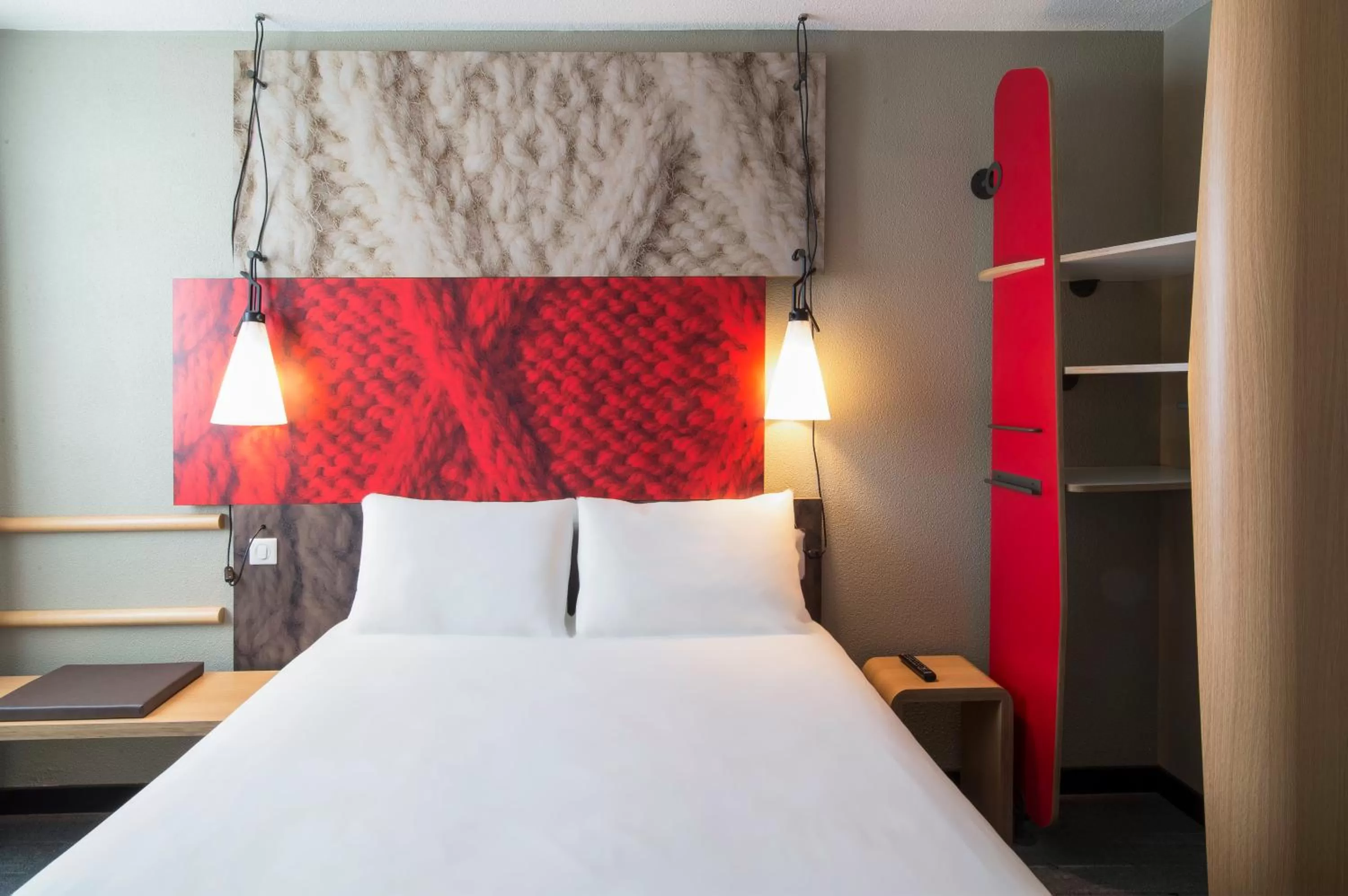 Bed in ibis Tours Nord