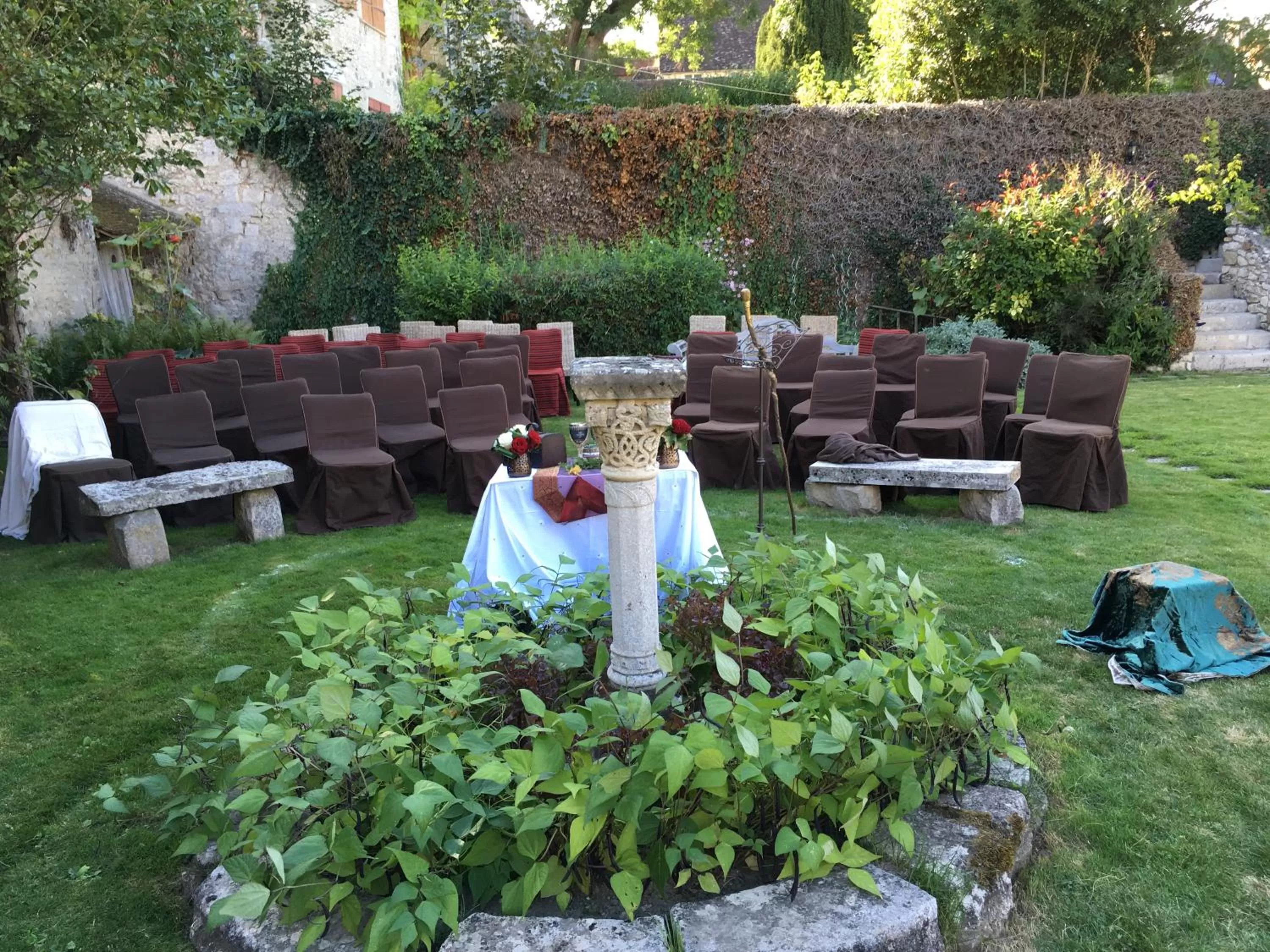 Garden in Demeure des Vieux Bains