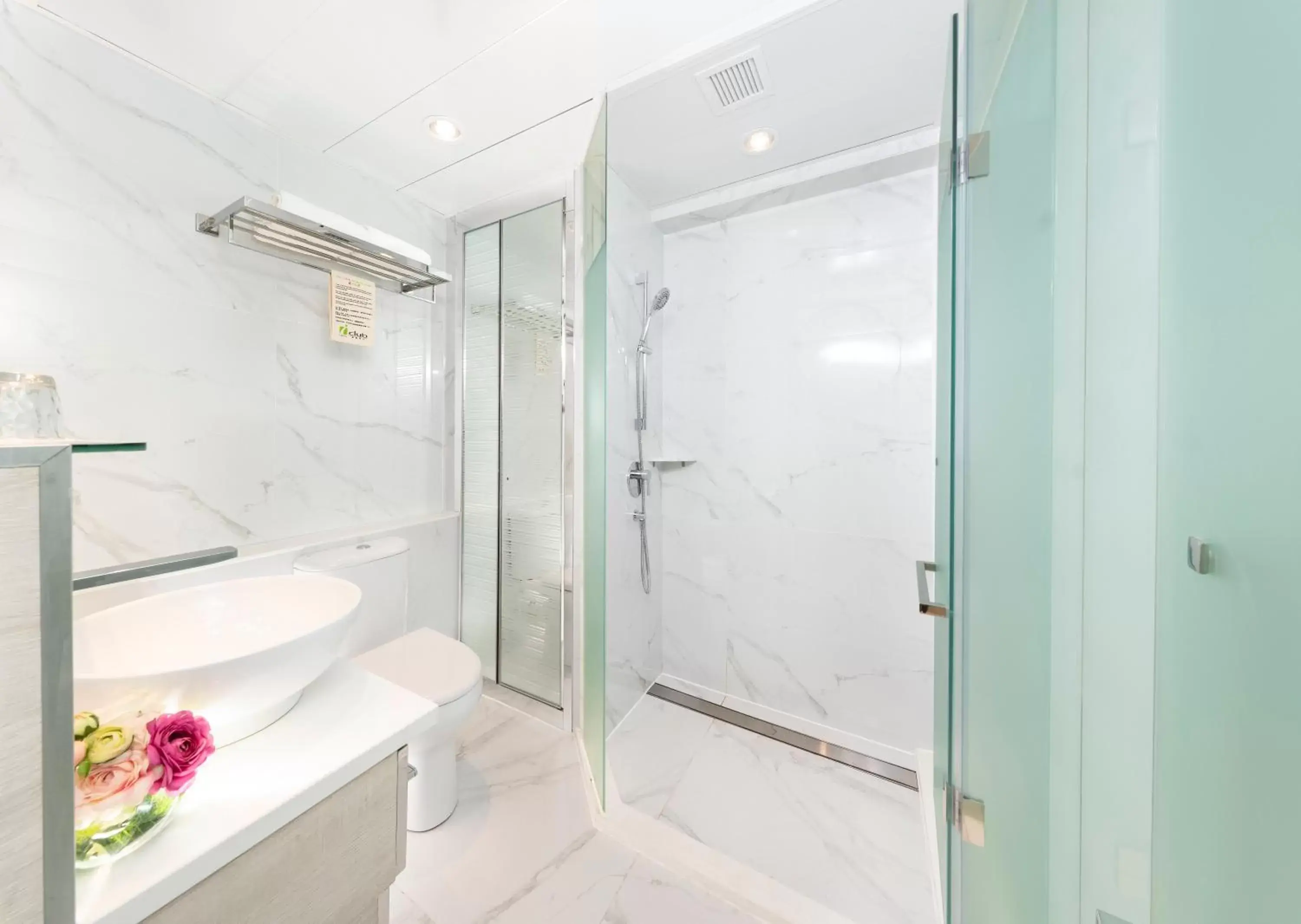 Toilet, Bathroom in iclub AMTD Sheung Wan Hotel