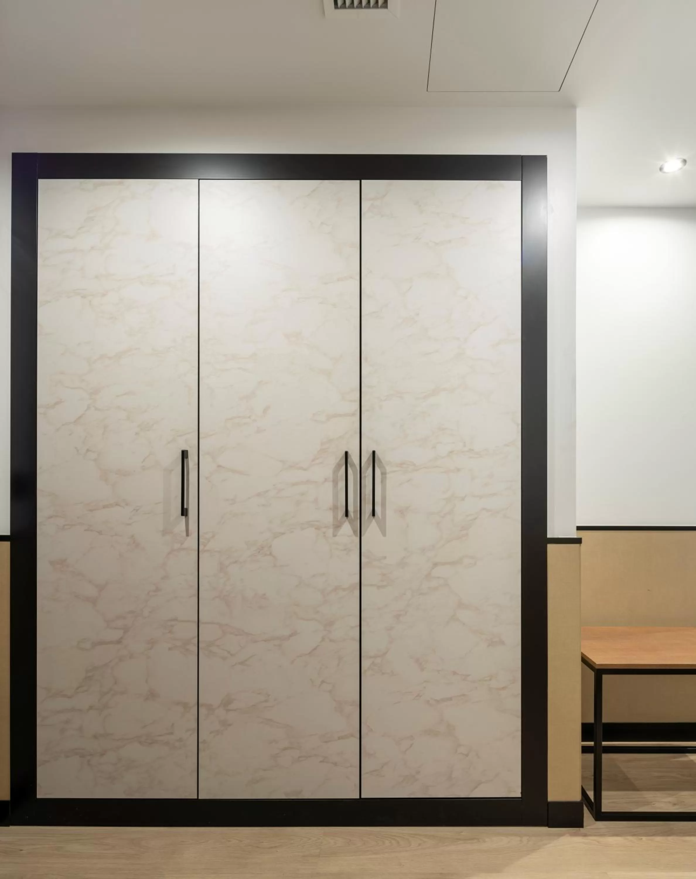 wardrobe in Hotel Costa Atlántica