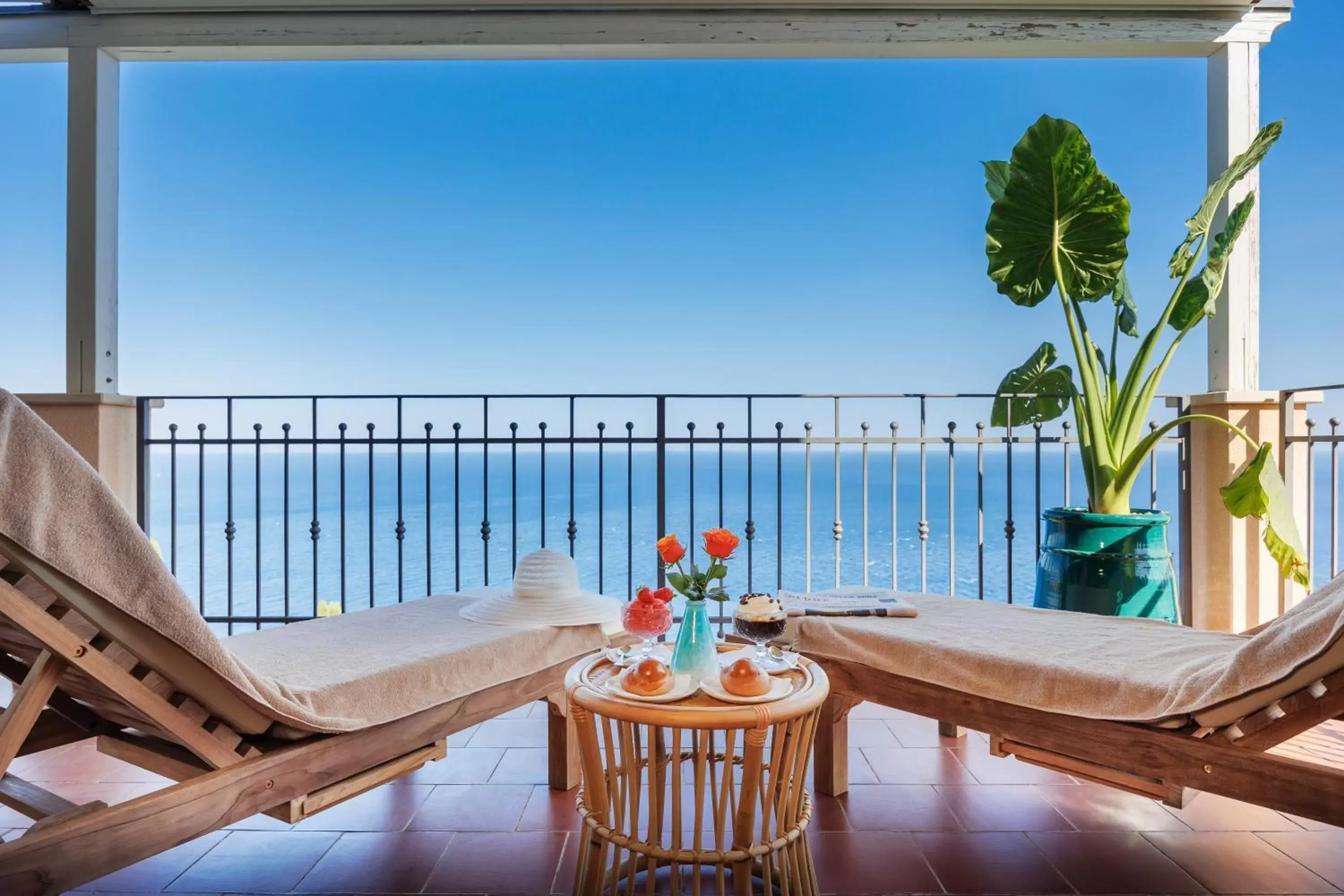 Balcony/Terrace in Grand Hotel San Pietro Relais & Chateaux