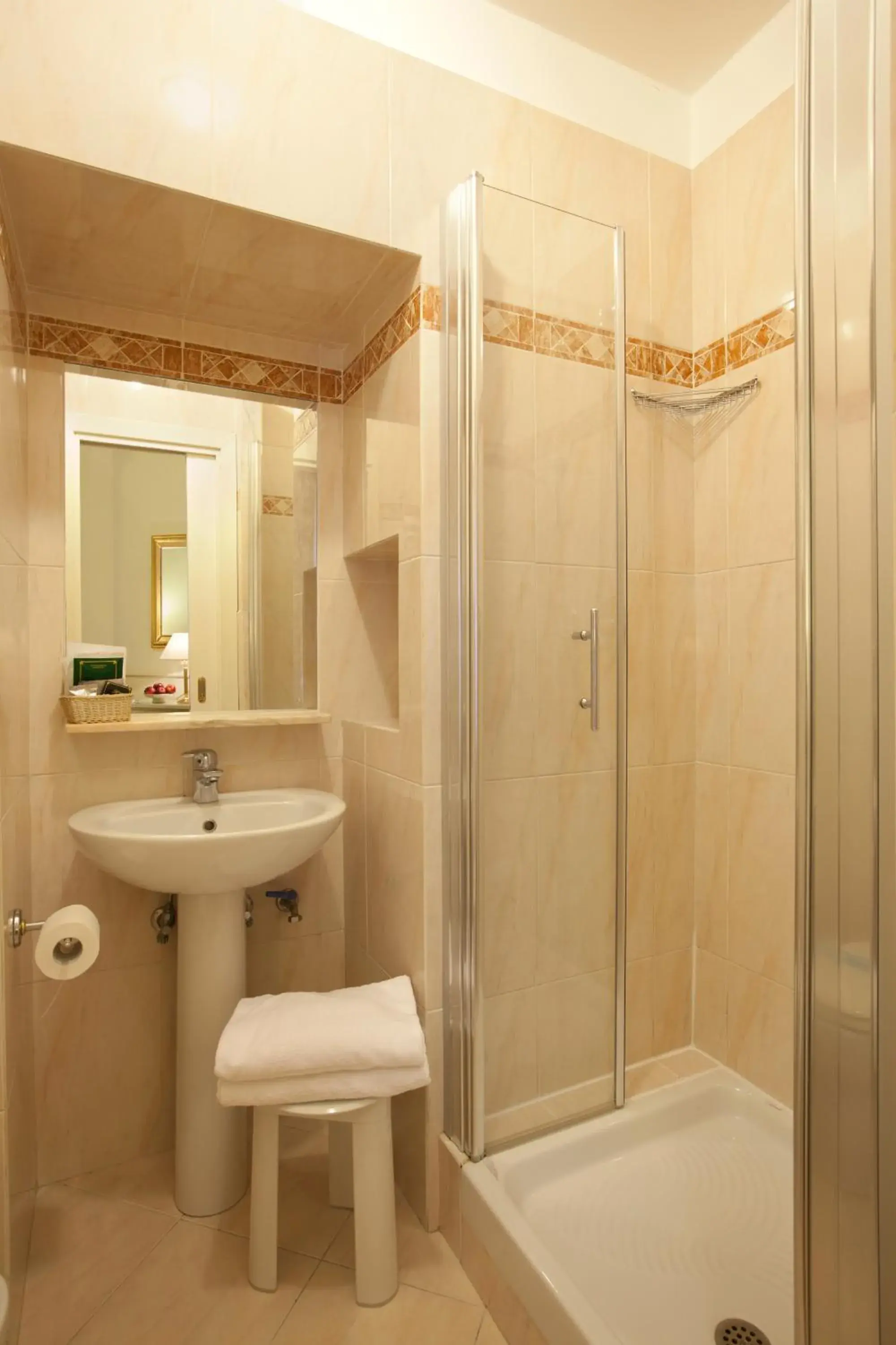Bathroom in B&B Hotel Roma Italia Viminale