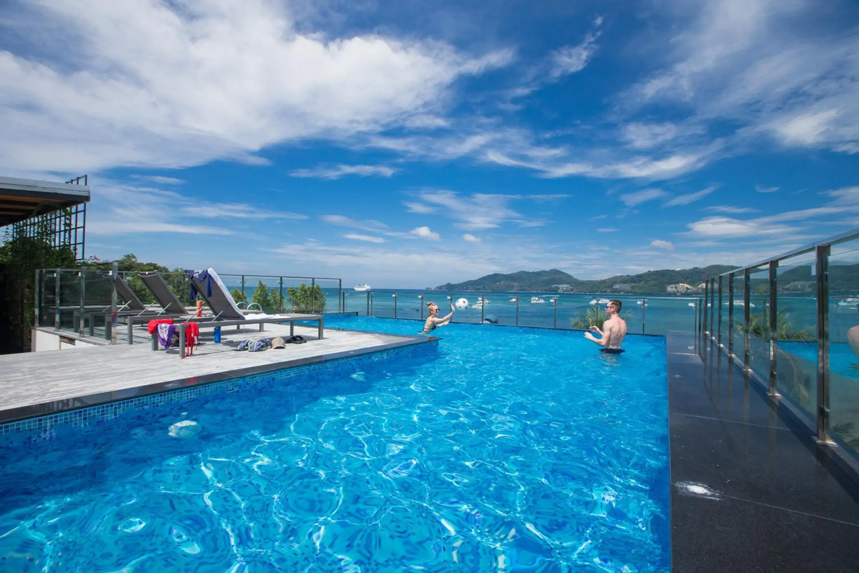 Sea view in Patong Signature Boutique Hotel Sea view in Patong Signature Boutique Hotel