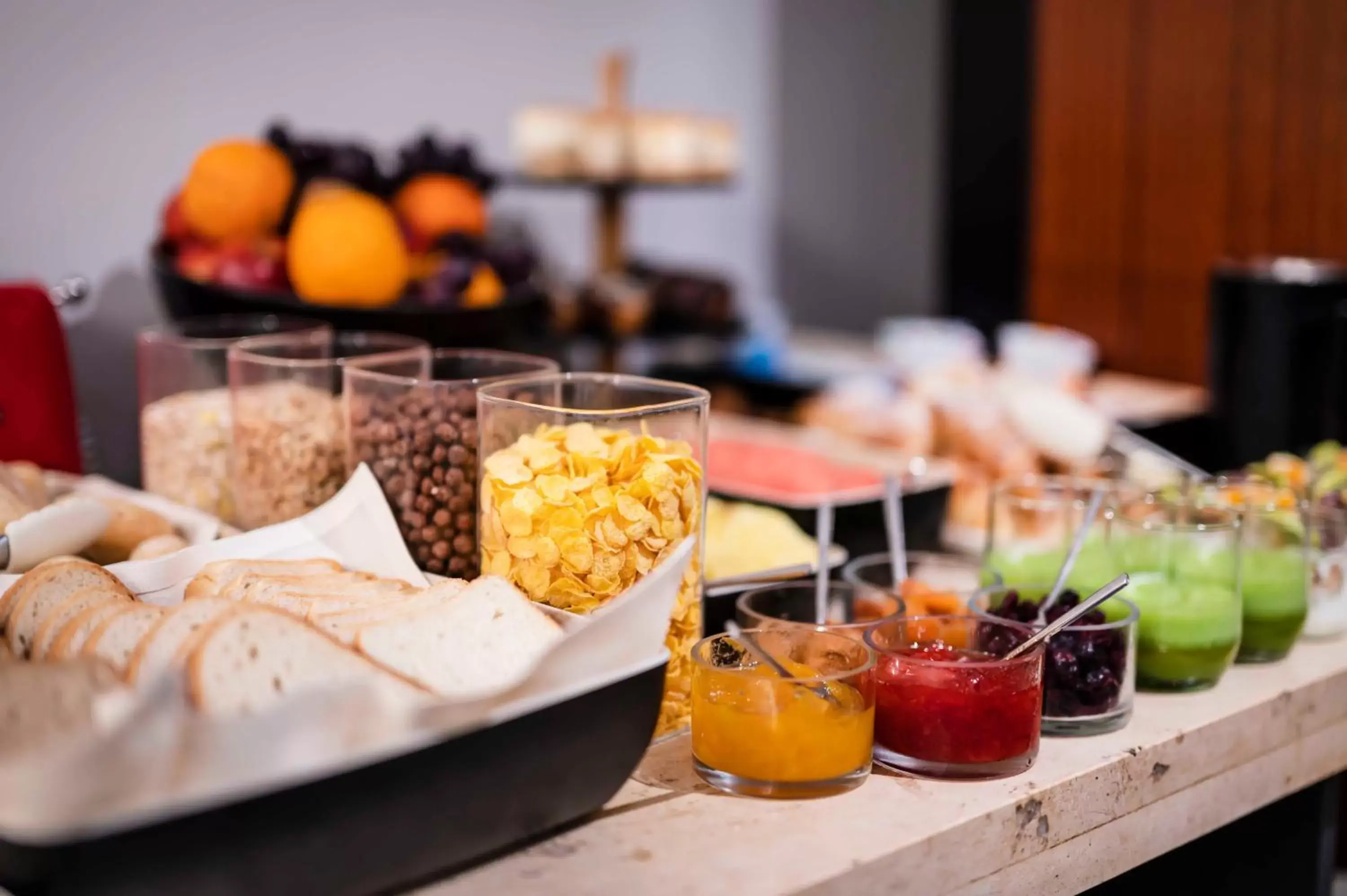 Breakfast in Hotel H12**** Breakfast in Hotel H12****