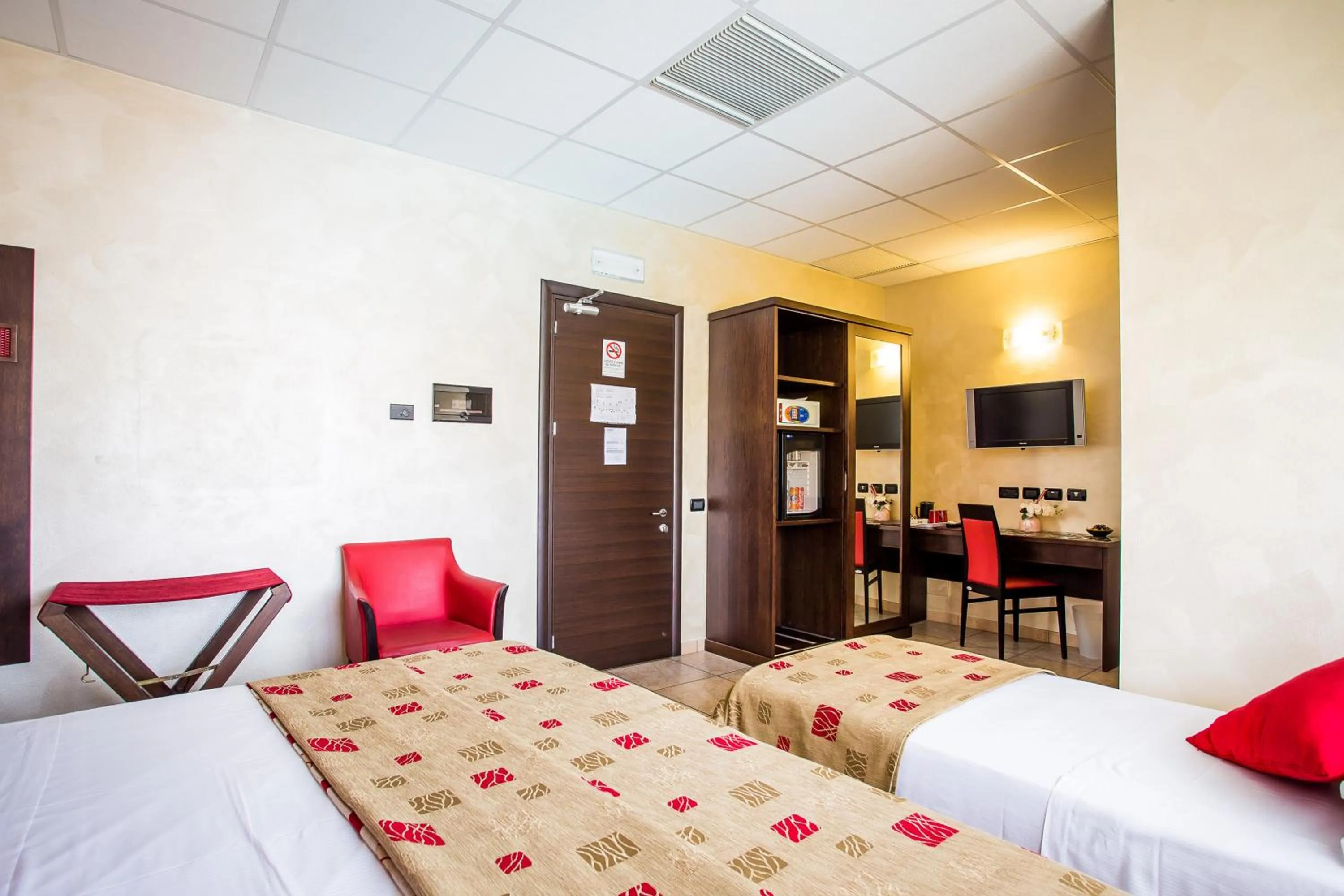 Staff, Bed in Piccolo Hotel Nogara