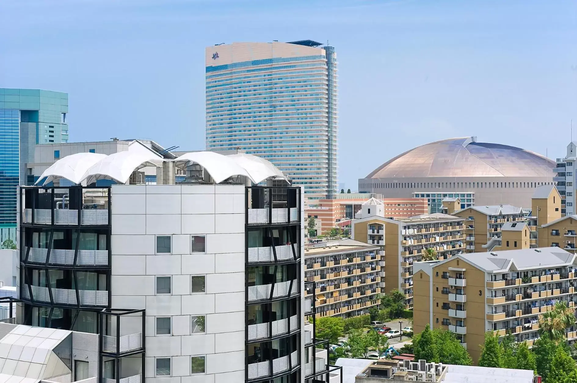 Property building in The Residential Suites Fukuoka Property building in The Residential Suites Fukuoka