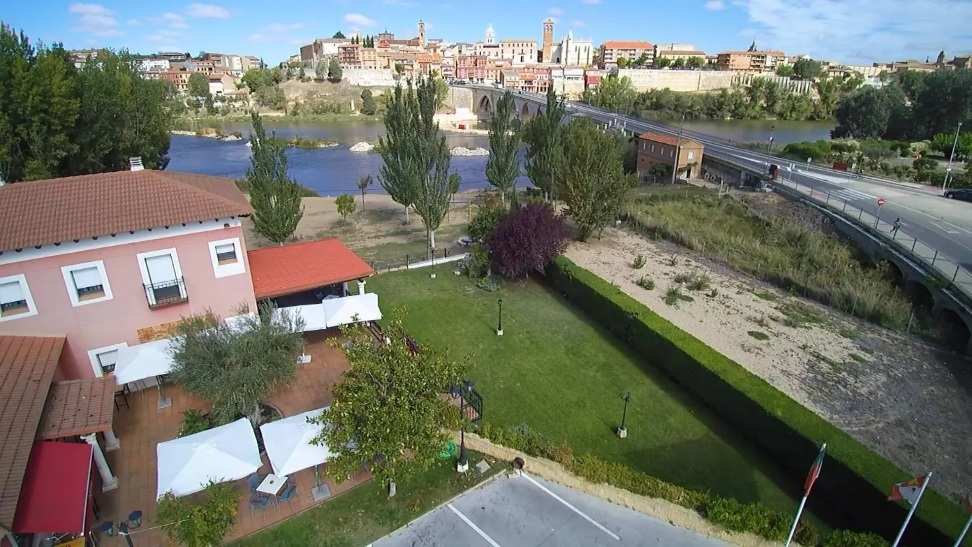 Bird's eye view, Bird's-eye View in Hotel Doña Carmen