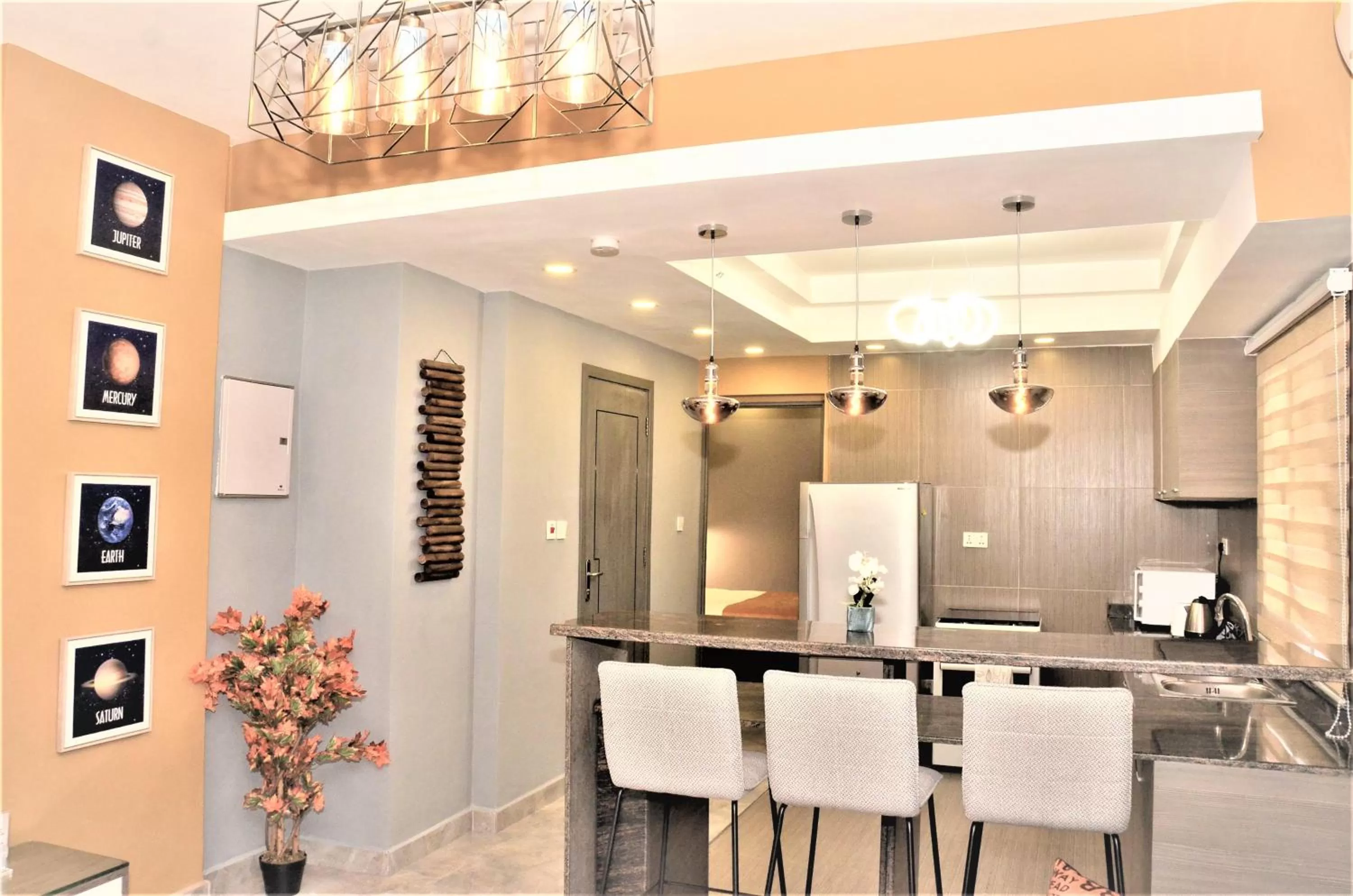 Kitchen or kitchenette in Montecito Apartments