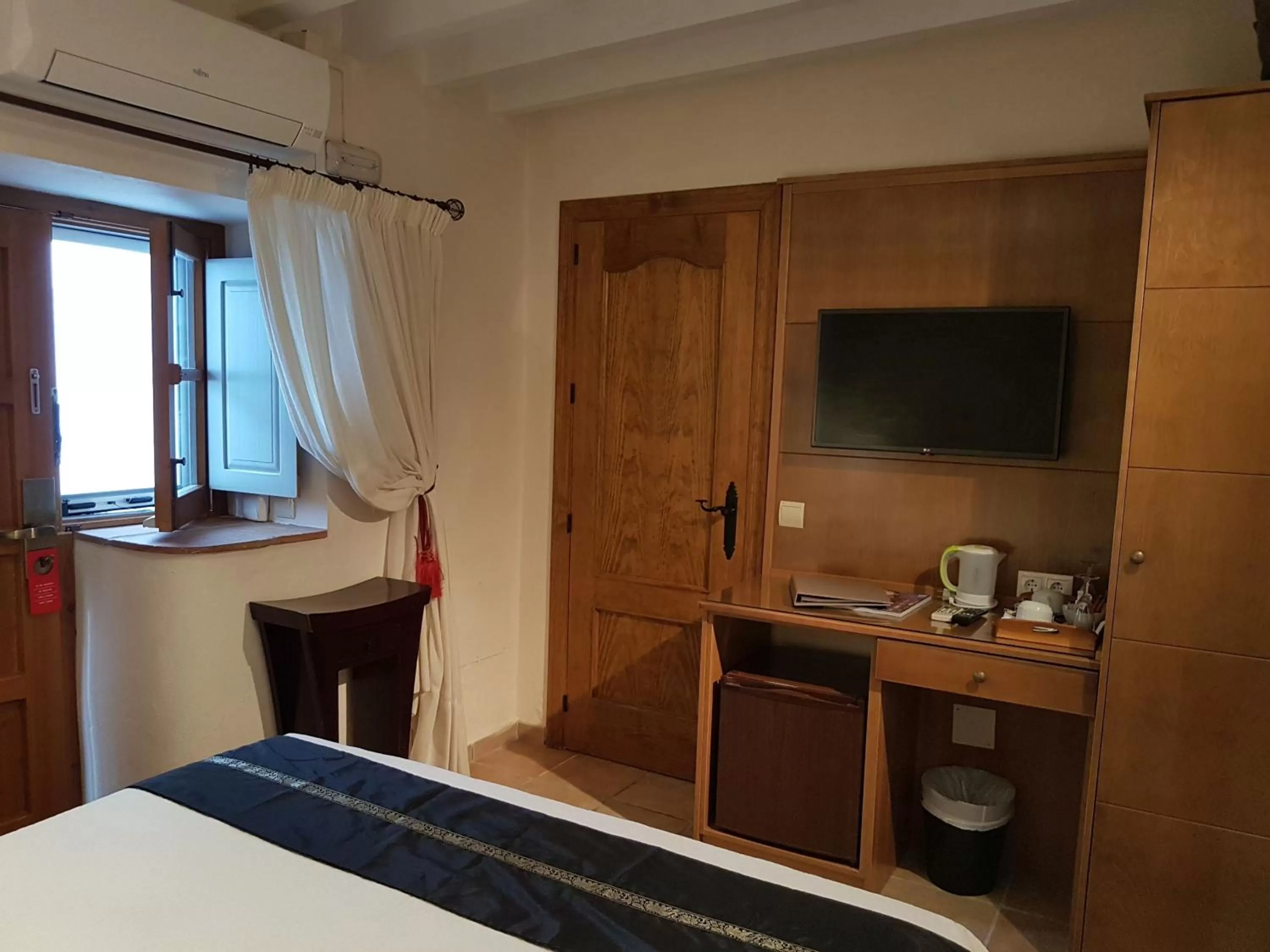 Kitchen/Kitchenette in La Villa Marbella - Old Town