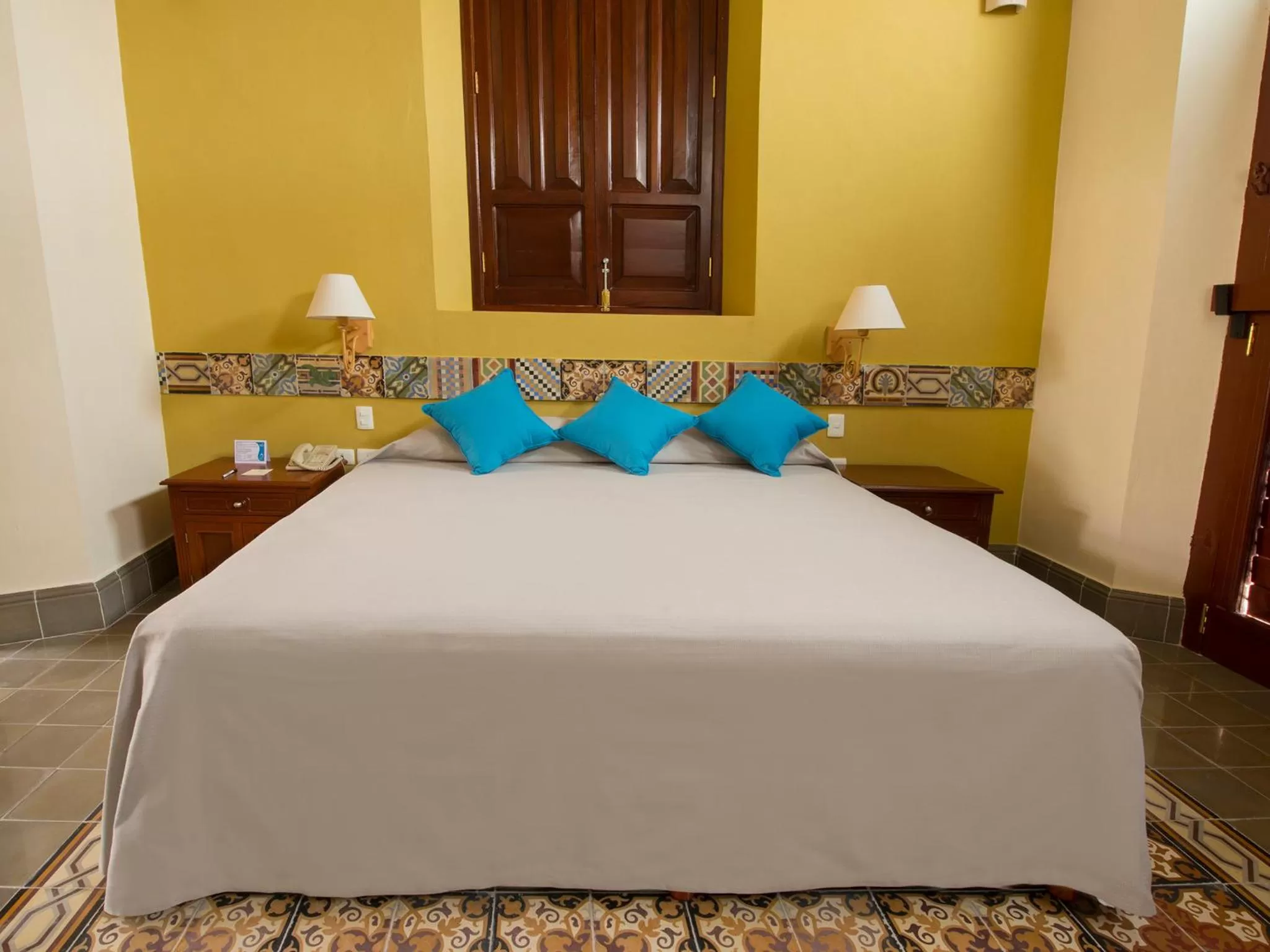 Bed in Hotel del Gobernador