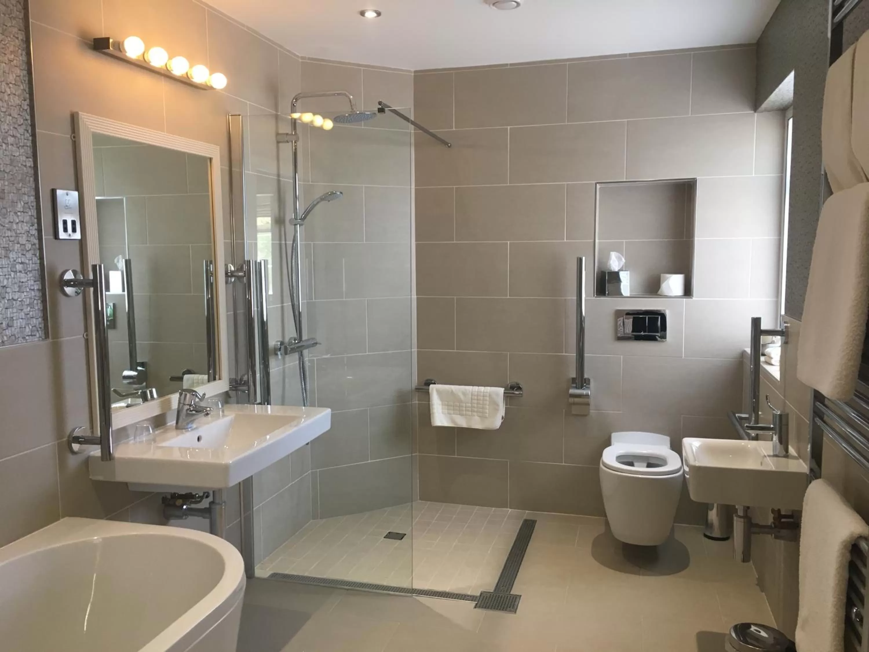 Bathroom in Rufflets St Andrews