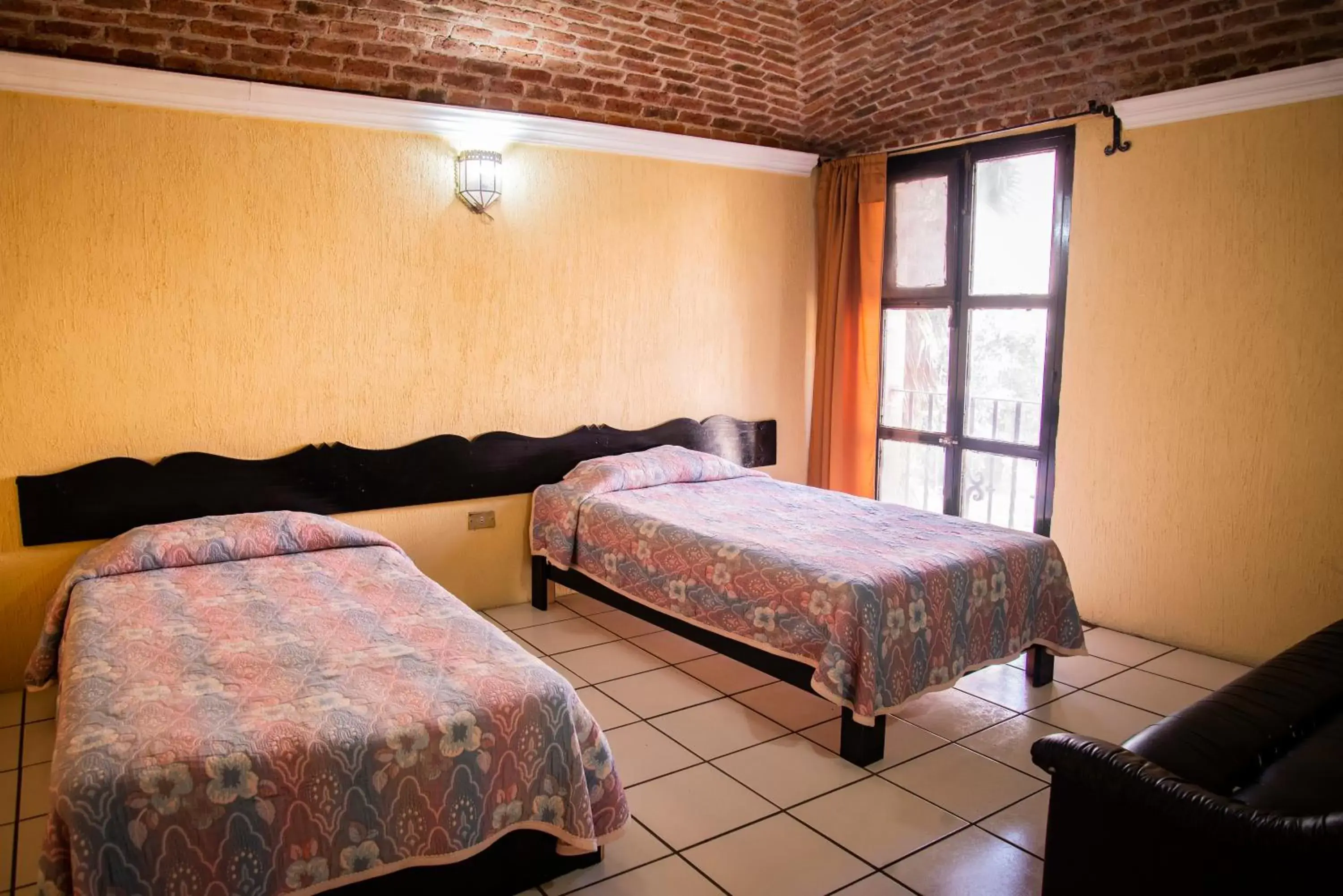 Photo of the whole room, Bed in Hotel Hacienda de Cobos